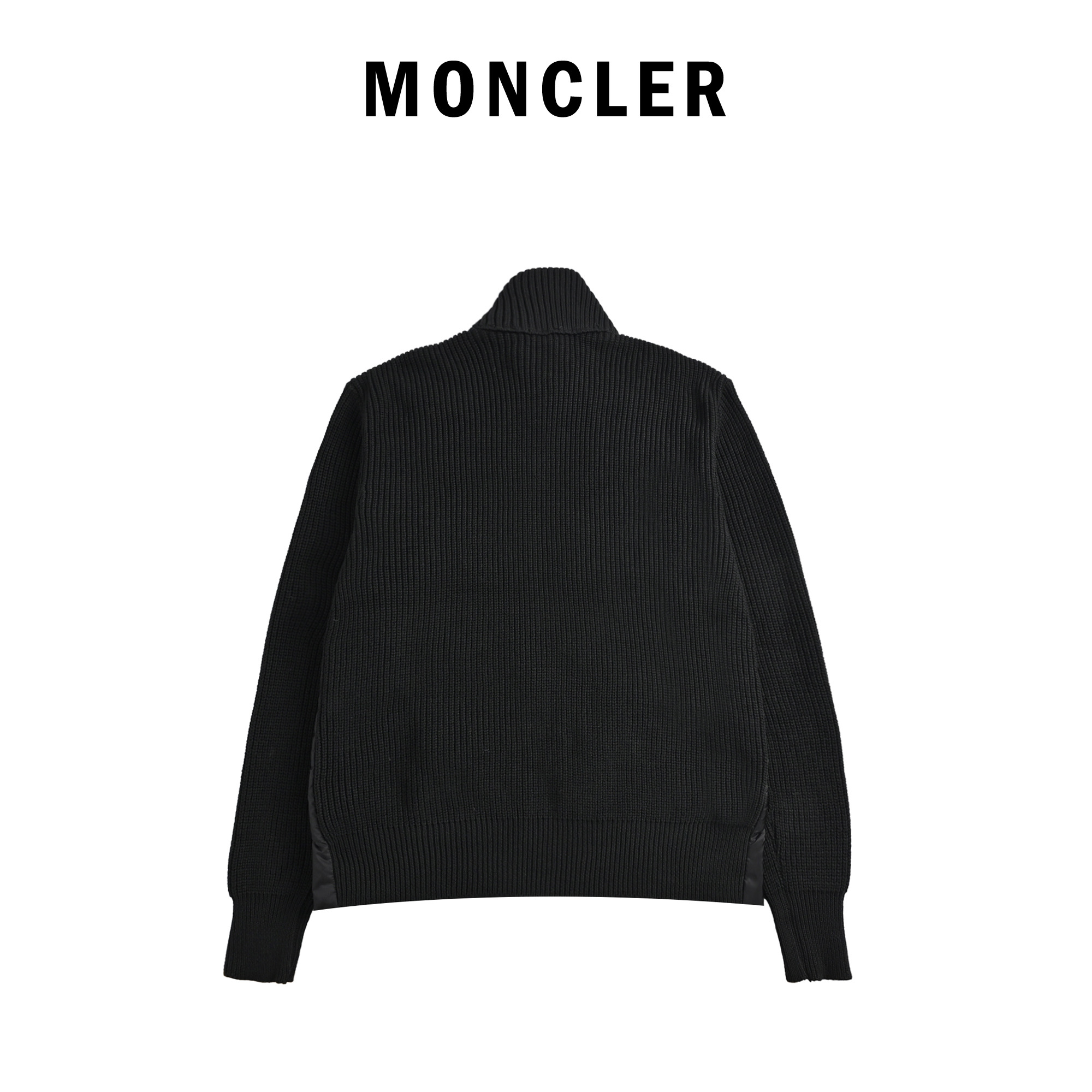 本地自取💰450
Moncler 蒙口八格袖标针织羽绒服
Moncler Cardigan男士羽绒服,军绿色设计,
尼龙面料+90%鸭绒填充,轻盈又保暖. 袖部
针织拼接,舒适又有层次感,袖子经典logo超有辨识度。短款剪裁,适合多种身材,横向压线工艺让衣服更贴身不臃肿.无论通勤还是户外都很实用,时尚感满分!
003 尺码:s m l xl