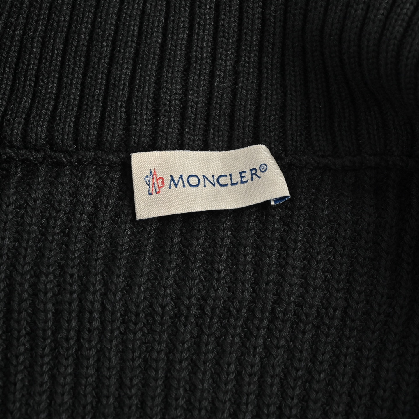 Moncler 蒙口八格袖标针织羽绒服 Moncler Cardigan男士羽绒服 军绿色