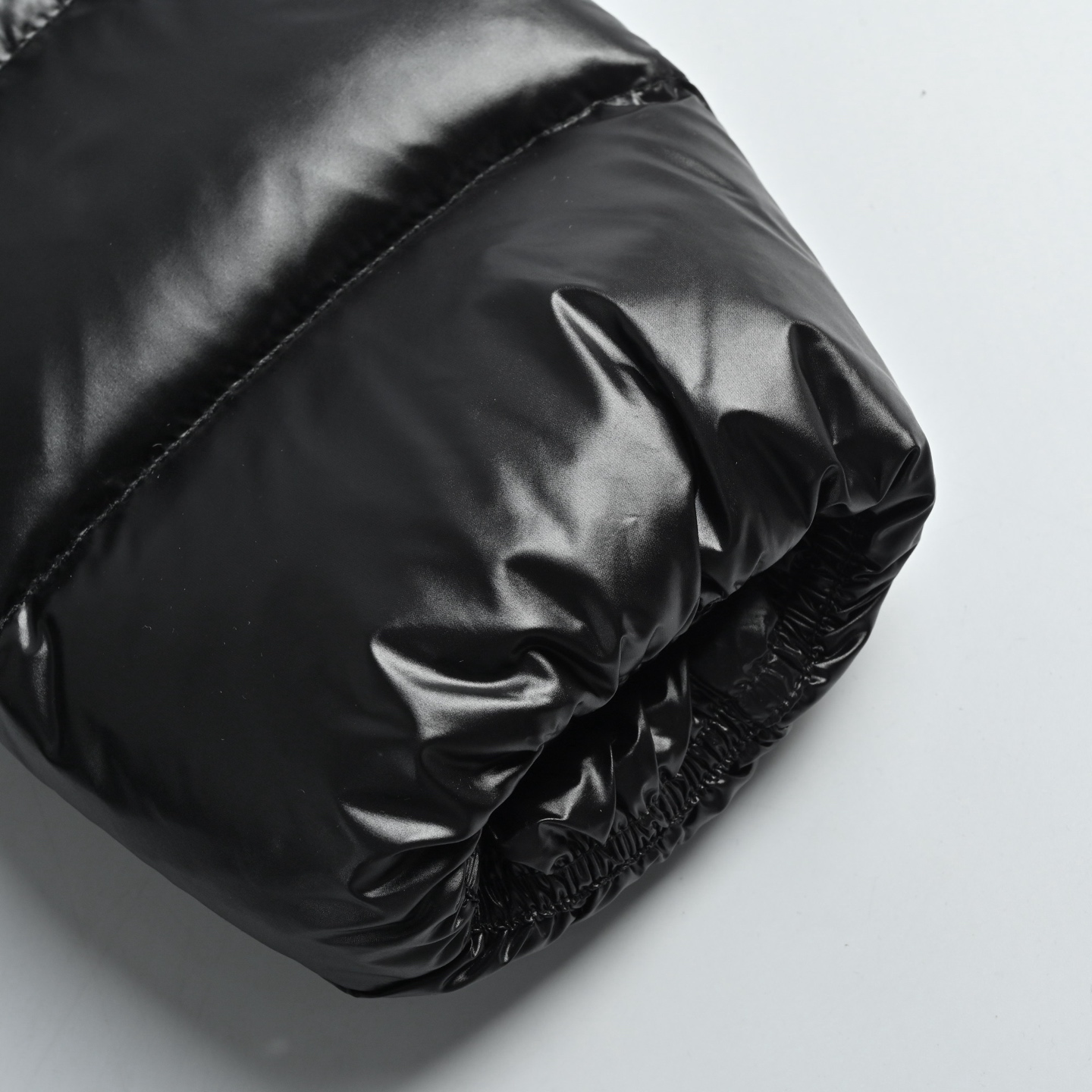 鹅绒 Moncler 蒙口 Baby娃娃款女士中长款连帽羽绒服90绒娃娃款-Chinese UA Cheap High Quatity Brand Clothes Bags handbags Sneakers wholesale wholesaler seller from China Factory suppliers Fashion Clothing Shoes best Quality Beautiful Price 鹅绒 Moncler 蒙口 Baby娃娃款女士中长款连帽羽绒服90绒娃娃款