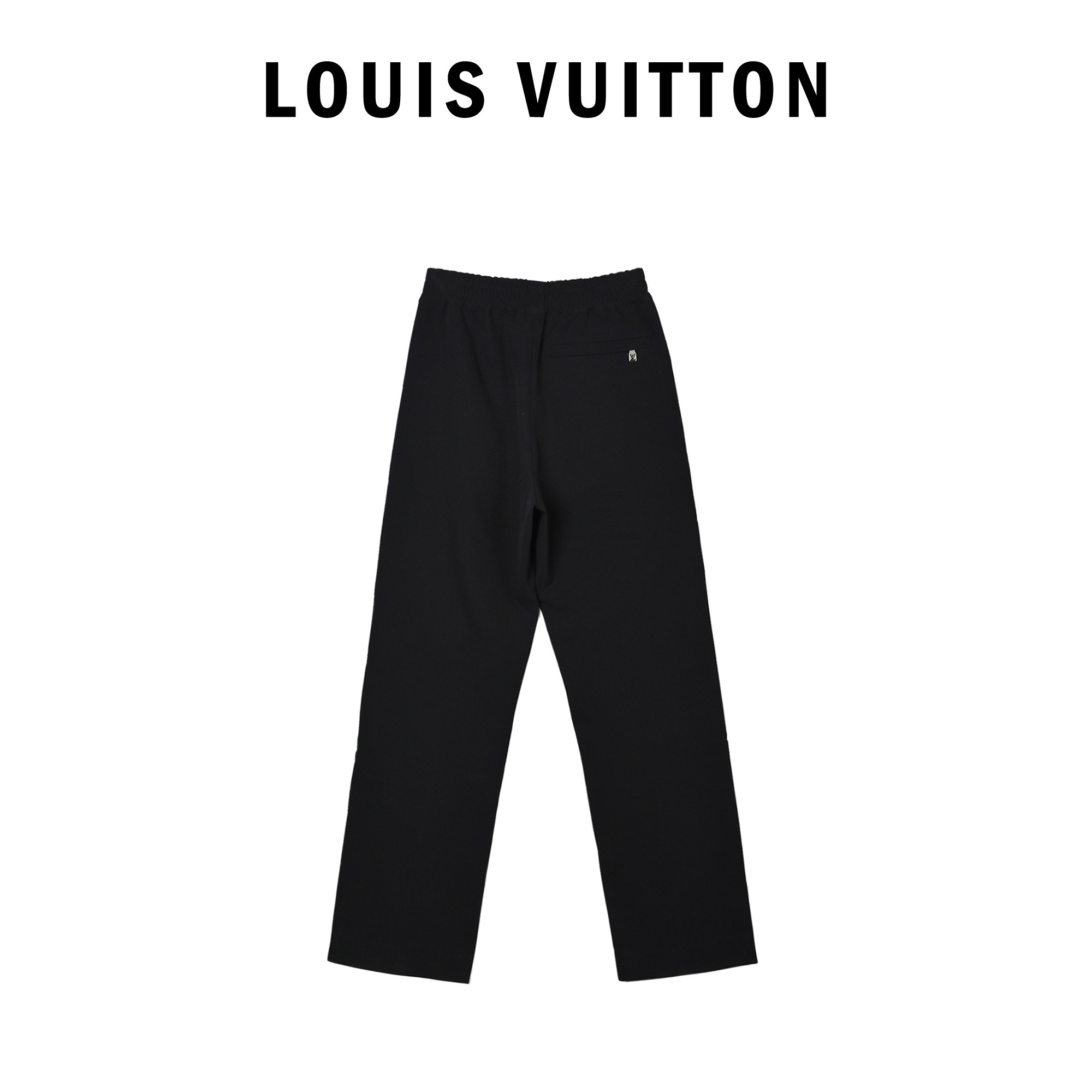 本地自取💰290
Louis Vuitton路易威登手缝标识科技运动长裤
原版11000购入开发,采用380克50%羊毛混纺毛呢面料,内里110克聚酯纤维斜纹口袋布,150克有氧高弹复合底布,定制1:1五金,定制1:1裤绳,定制1:1
003 尺码46-48-50-52