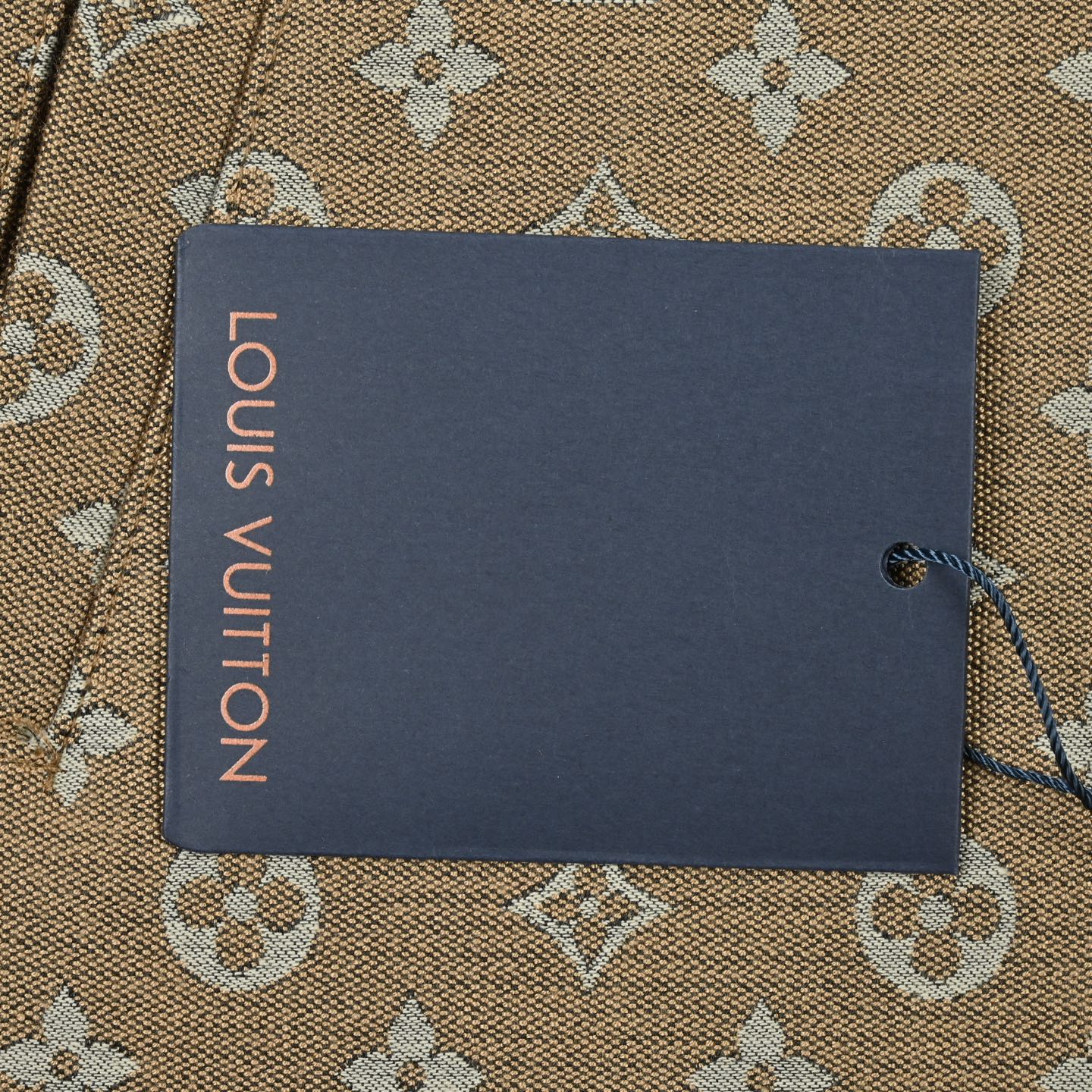 Louis Vuitton路易威登经典印花卡其夹克老花羊毛外套 LV经典老花羊毛外套 Monogram图案超有辨识度
