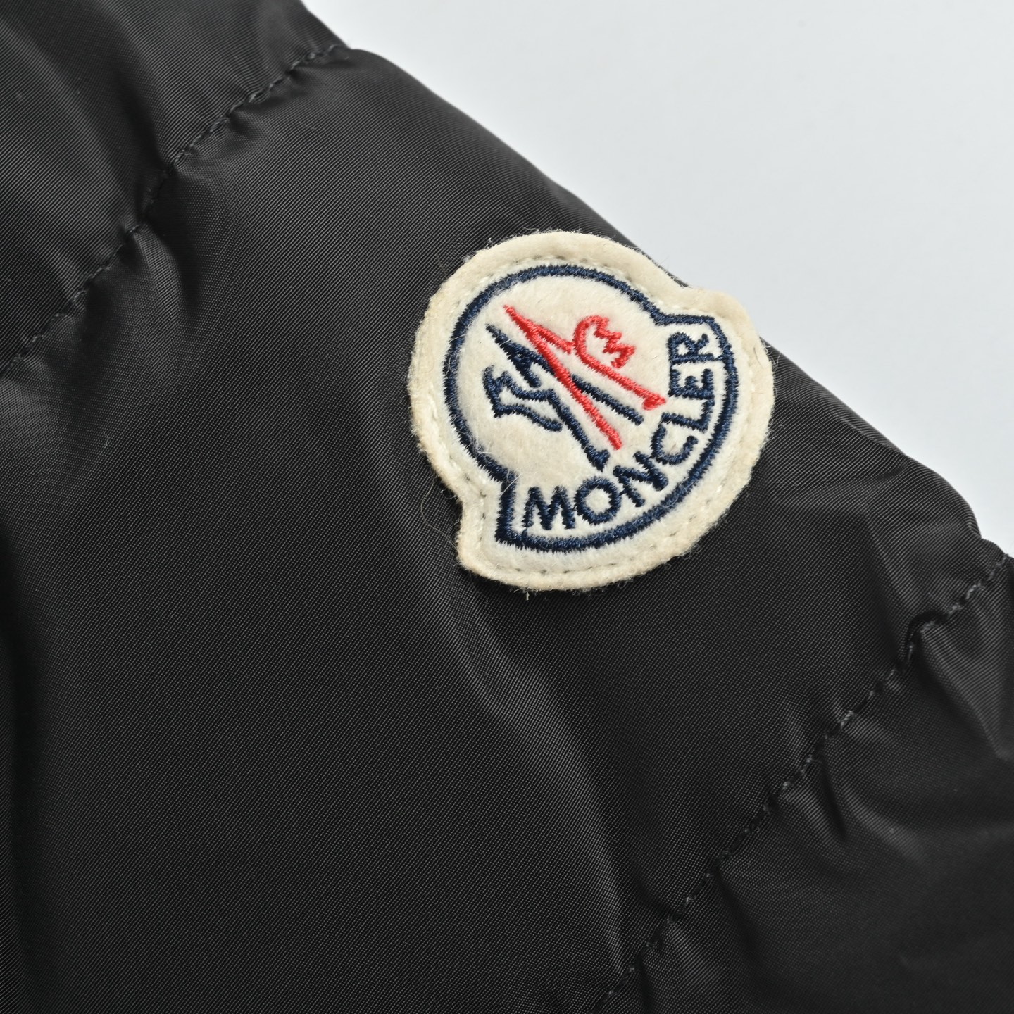 Moncler/蒙口 24ss Khloe杨幂明星同款长款哑光羽绒服