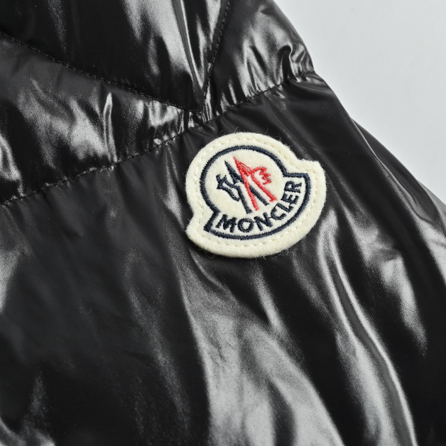 Moncler/蒙口 经典Parana羽绒服 Moncler经典Parana羽绒服
