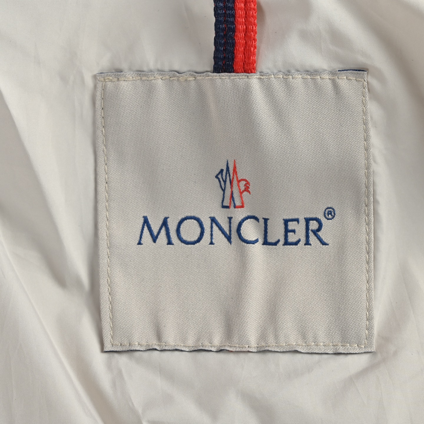 Moncler蒙口新款撞色拼接羽绒服