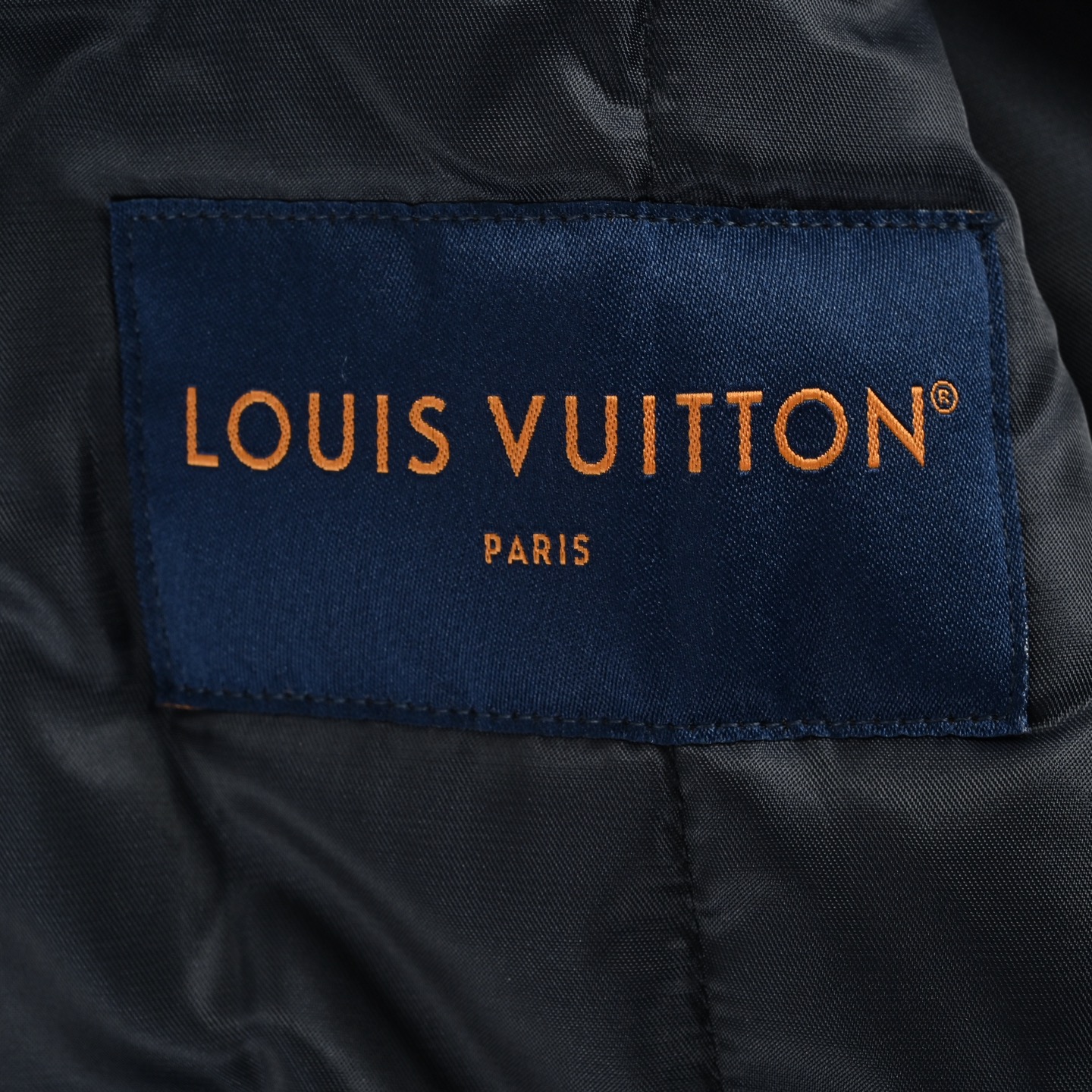 LouisVuitton 路易威登 24Fw 水钻袖章加棉棒球服外套-Chinese UA Cheap High Quatity Brand Clothes Bags handbags Sneakers wholesale wholesaler seller from China Factory suppliers Fashion Clothing Shoes best Quality Beautiful Price LouisVuitton 路易威登 24Fw 水钻袖章加棉棒球服外套