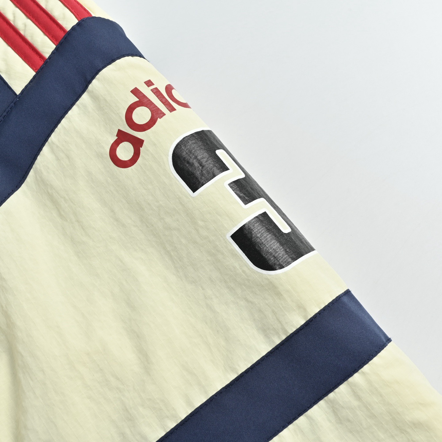 adidas originals TEAM REVERSIBLE PADDED 宽松保暖双面穿运动棉服-Chinese UA Cheap High Quatity Brand Clothes Bags handbags Sneakers wholesale wholesaler seller from China Factory suppliers Fashion Clothing Shoes best Quality Beautiful Price adidas originals TEAM REVERSIBLE PADDED 宽松保暖双面穿运动棉服