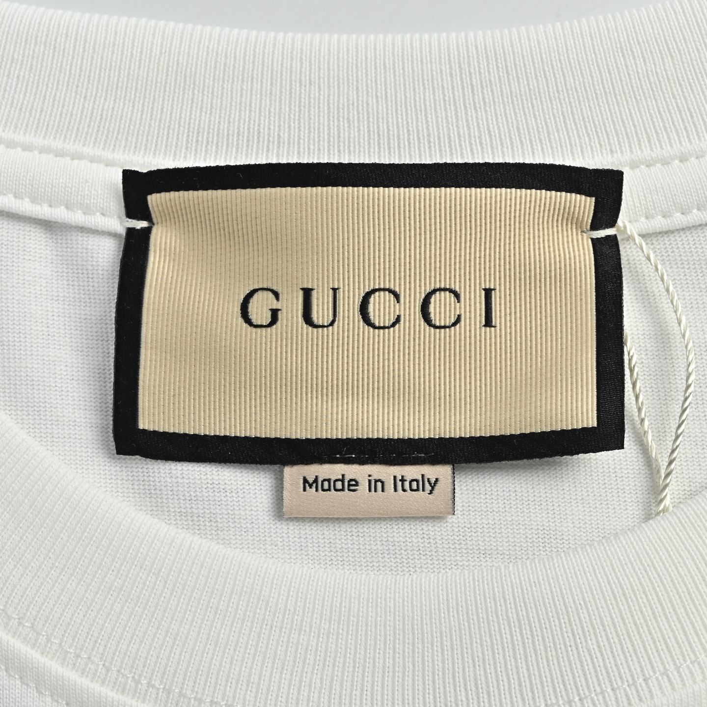 Gucci古驰23ss 小熊绣章短袖