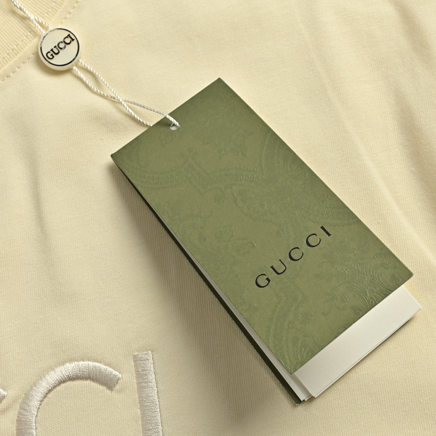 Gucci 古驰经典logo刺绣字母短袖 Gucci 古驰经典logo刺绣字母短袖
