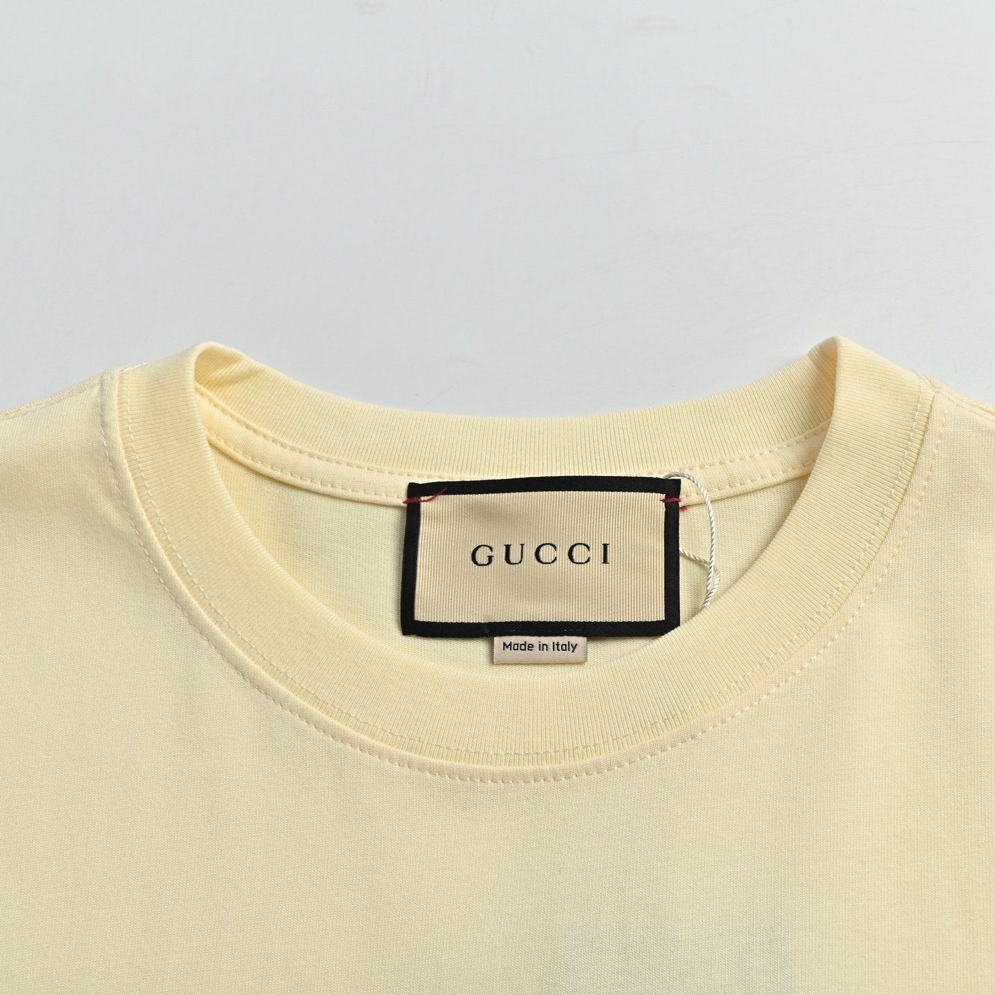 Gucci 古驰经典logo刺绣字母短袖 Gucci 古驰经典logo刺绣字母短袖