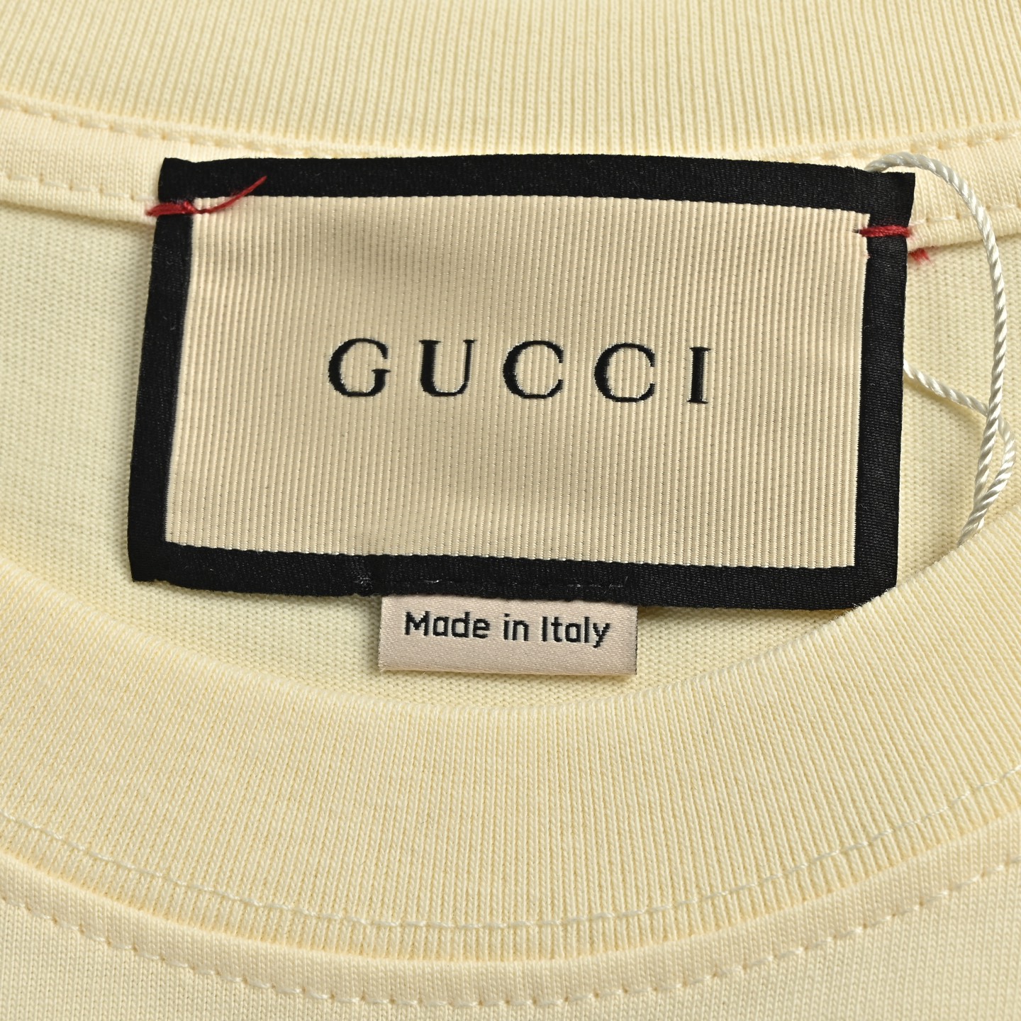 Gucci 古驰经典logo刺绣字母短袖 Gucci 古驰经典logo刺绣字母短袖