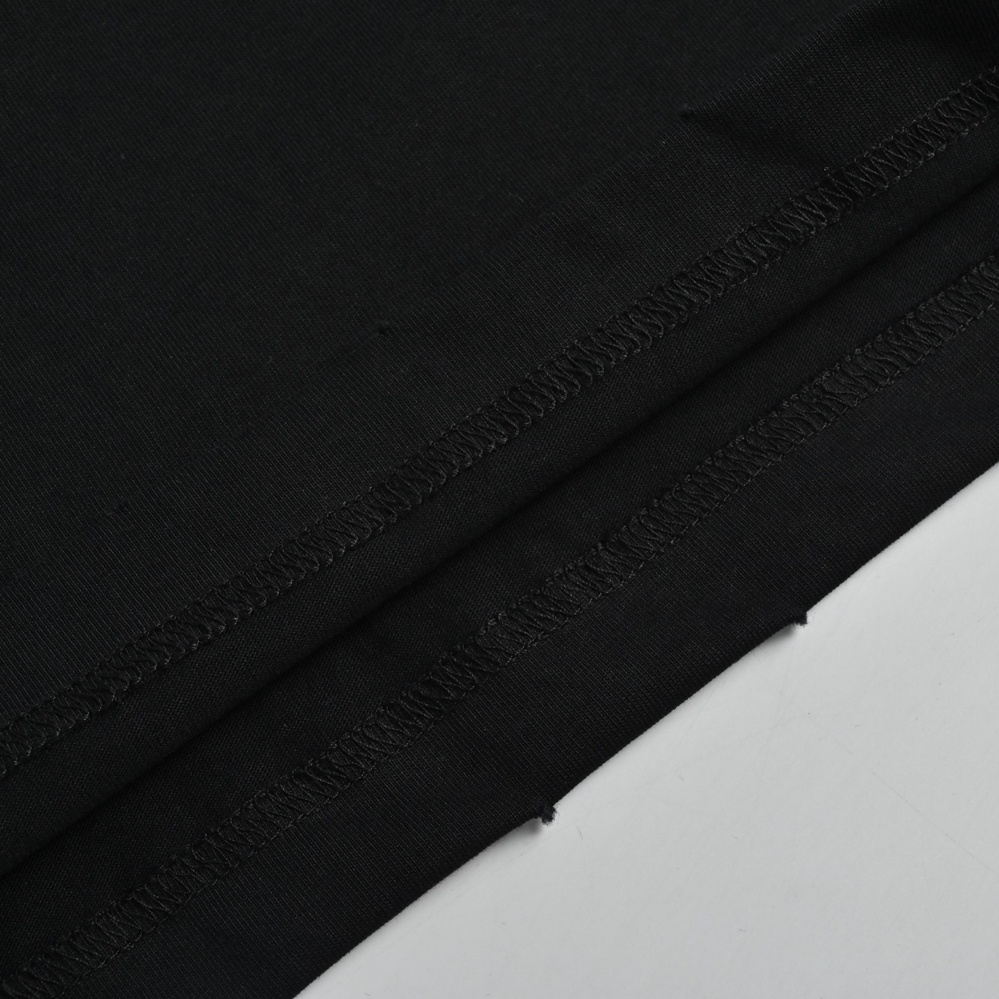 Balenciaga巴黎世家 红字母logo印花短袖 双B字母印花短袖T恤-Chinese wholesaler seller Clothes Bags handbags wholesale Shoes High Quatity wholesaler seller Cheap Sneakers from China Factory Chinese suppliers china wholesale clothing wholesaler seller Balenciaga巴黎世家 红字母logo印花短袖 双B字母印花短袖T恤
