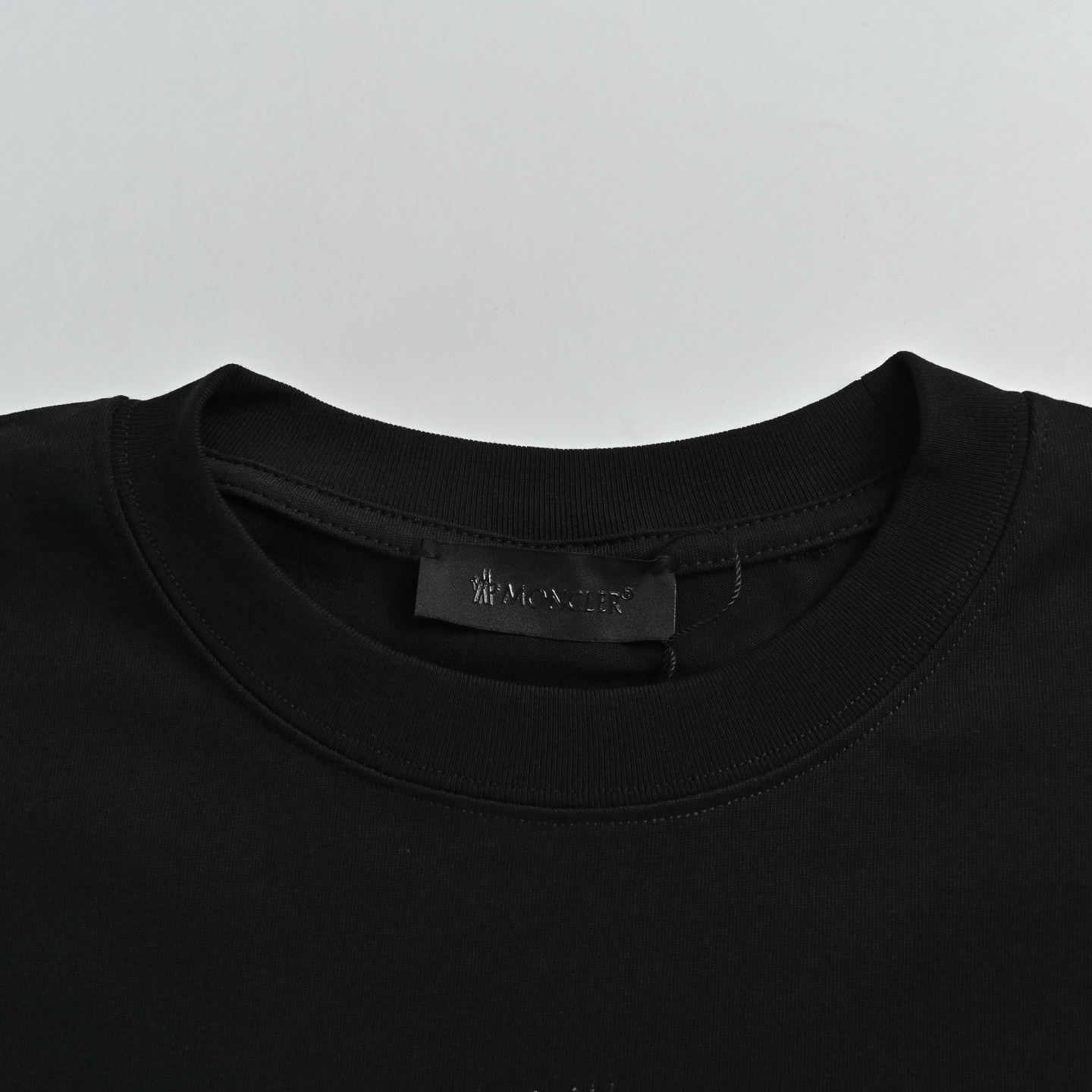 Moncler蒙口 模糊logo印花短袖-Chinese UA Cheap High Quatity Brand Clothes Bags handbags Sneakers wholesale wholesaler seller from China Factory suppliers Fashion Clothing Shoes best Quality Beautiful Price Moncler蒙口 模糊logo印花短袖