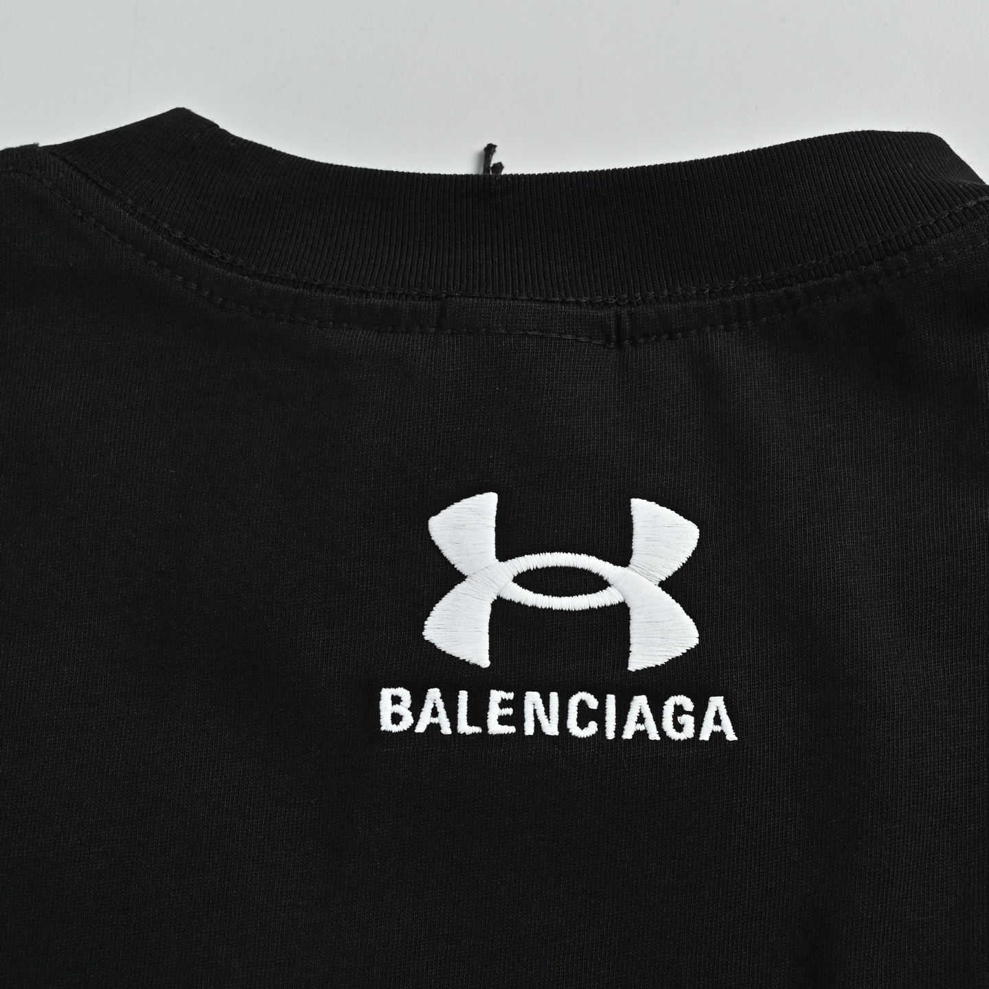 Balenciaga/巴黎世家 24ss 安德玛联名刺绣logo短袖