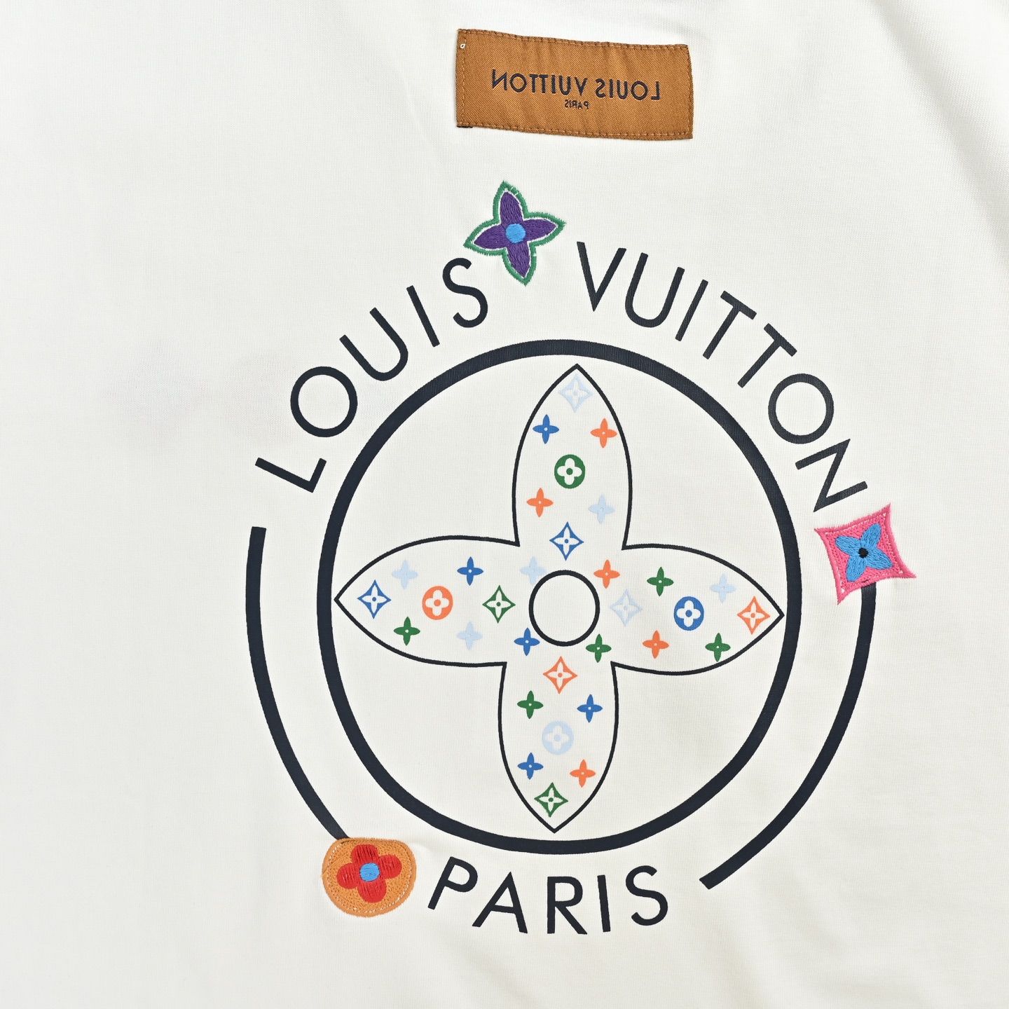 Louis Vuitton路易威登彩色三花刺绣短袖-Chinese UA Cheap High Quatity Brand Clothes Bags handbags Sneakers wholesale wholesaler seller from China Factory suppliers Fashion Clothing Shoes best Quality Beautiful Price Louis Vuitton路易威登彩色三花刺绣短袖