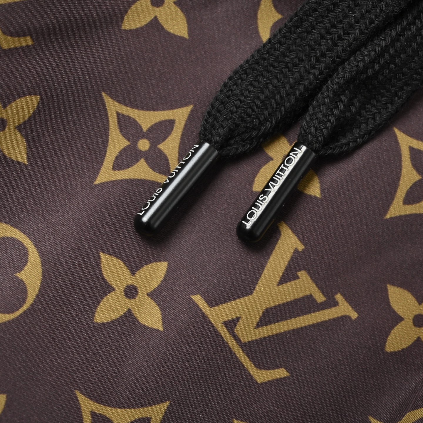 Louis Vuitton 路易威登 满印老花logo短裤-Chinese UA Cheap High Quatity Brand Clothes Bags handbags Sneakers wholesale wholesaler seller from China Factory suppliers Fashion Clothing Shoes best Quality Beautiful Price Louis Vuitton 路易威登 满印老花logo短裤