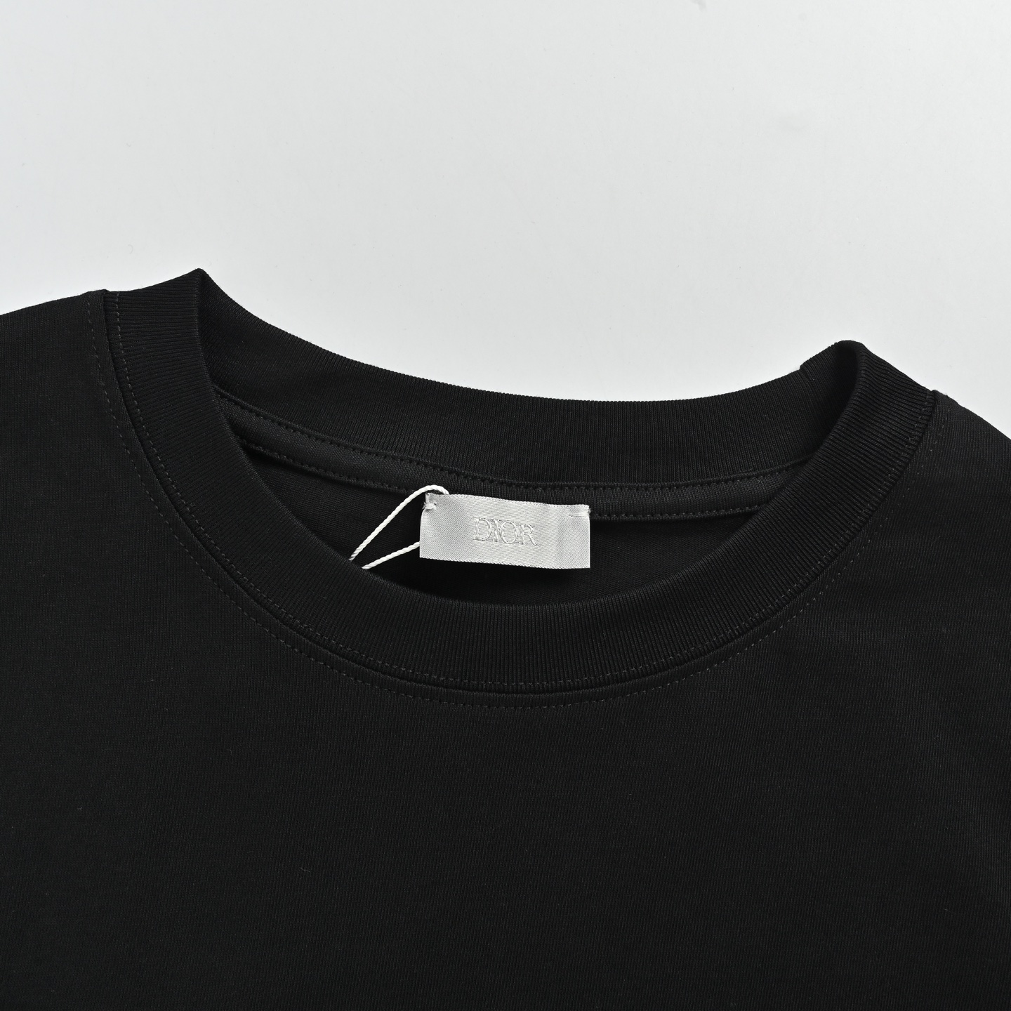 Dior 迪奥 26SS 榻榻米刺绣短袖T恤-莆田鞋,莆田鞋货源,高仿鞋,高仿鞋货源,安福档口,莆田高仿鞋,莆田鞋批发,高仿鞋批发,莆田高仿运动鞋,高仿运动鞋,莆田运动鞋 Dior 迪奥 26SS 榻榻米刺绣短袖T恤