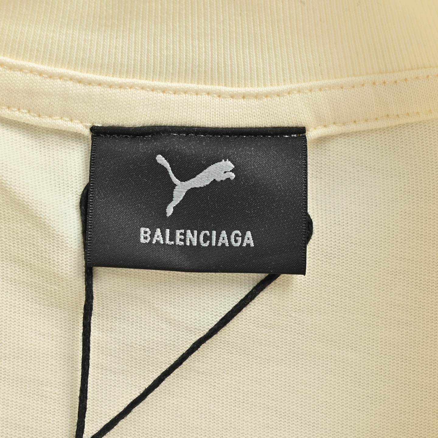 Balenciaga/巴黎世家 联名彪马印花短袖-Chinese UA Cheap High Quatity Brand Clothes Bags handbags Sneakers wholesale wholesaler seller from China Factory suppliers Fashion Clothing Shoes best Quality Beautiful Price Balenciaga/巴黎世家 联名彪马印花短袖