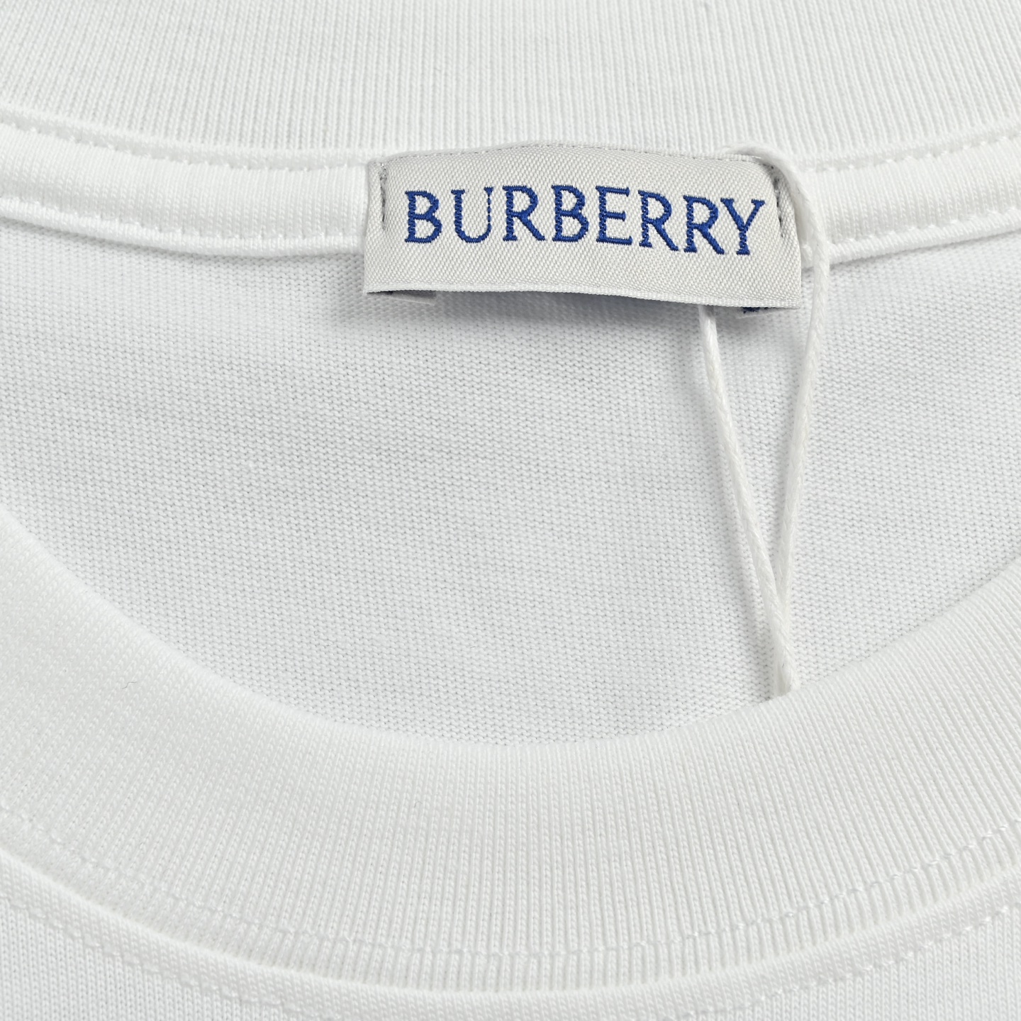 Burberry/巴宝莉 素描骑士战马刺绣短袖-Chinese UA Cheap High Quatity Brand Clothes Bags handbags Sneakers wholesale wholesaler seller from China Factory suppliers Fashion Clothing Shoes best Quality Beautiful Price Burberry/巴宝莉 素描骑士战马刺绣短袖