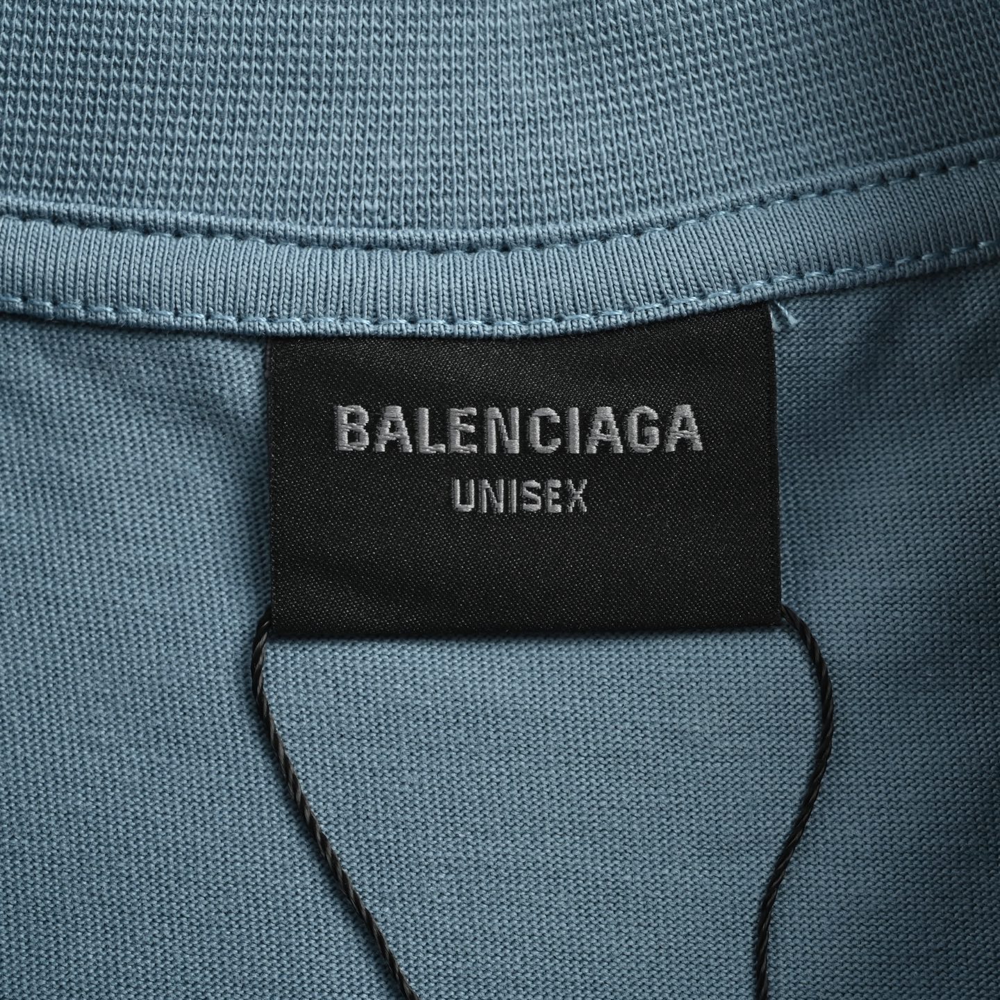 Balenciaga 巴黎世家 袖标字母logo刺绣短袖 Balenciaga 巴黎世家 袖标字母logo刺绣短袖