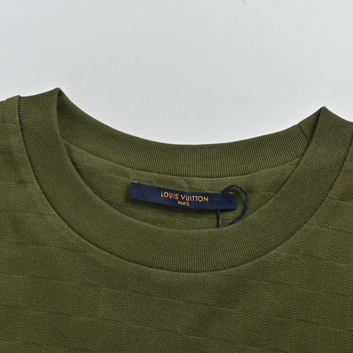 Louis Vuitton路易威登25ss珠地刺绣短袖-Top High Quatity Cheap Sneakers Fashion Clothing Clothes Bags handbags Shoes of all Brand wholesale With The best Quality And Beautiful Price from China Factory Chinese suppliers wholesaler seller Louis Vuitton路易威登25ss珠地刺绣短袖
