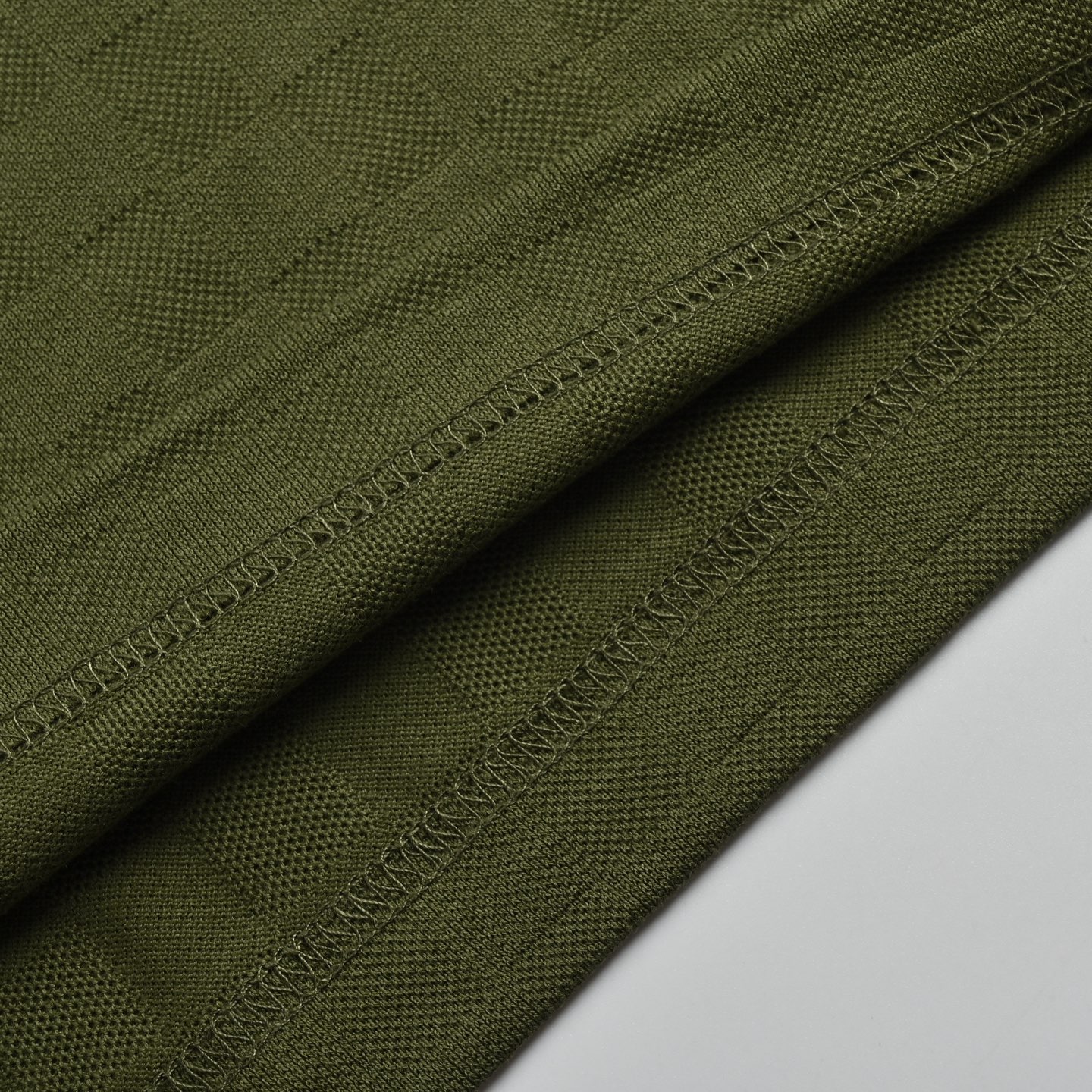 Louis Vuitton路易威登25ss珠地刺绣短袖-Top High Quatity Cheap Sneakers Fashion Clothing Clothes Bags handbags Shoes of all Brand wholesale With The best Quality And Beautiful Price from China Factory Chinese suppliers wholesaler seller Louis Vuitton路易威登25ss珠地刺绣短袖