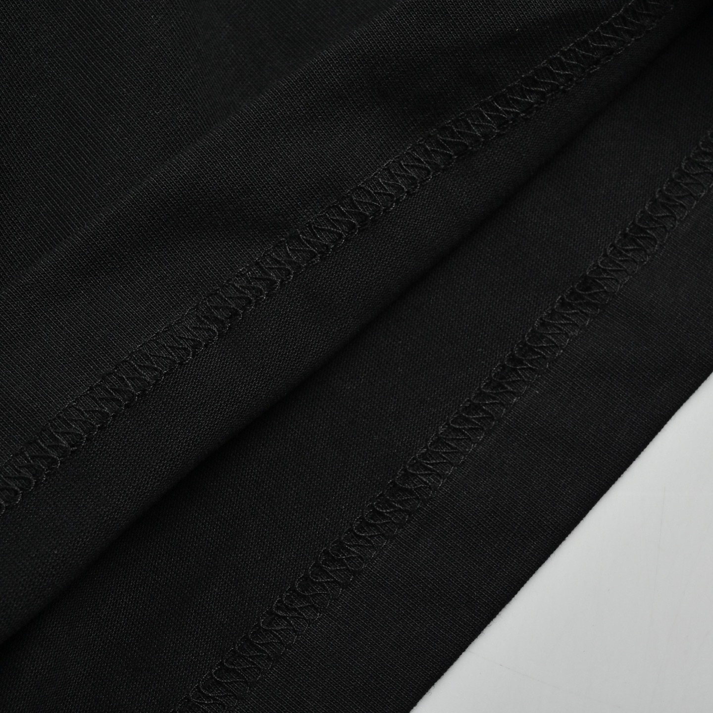 Louis Vuitton路易威登前后硅胶logo印花短袖-Chinese UA Cheap High Quatity Brand Clothes Bags handbags Sneakers wholesale wholesaler seller from China Factory suppliers Fashion Clothing Shoes best Quality Beautiful Price Louis Vuitton路易威登前后硅胶logo印花短袖