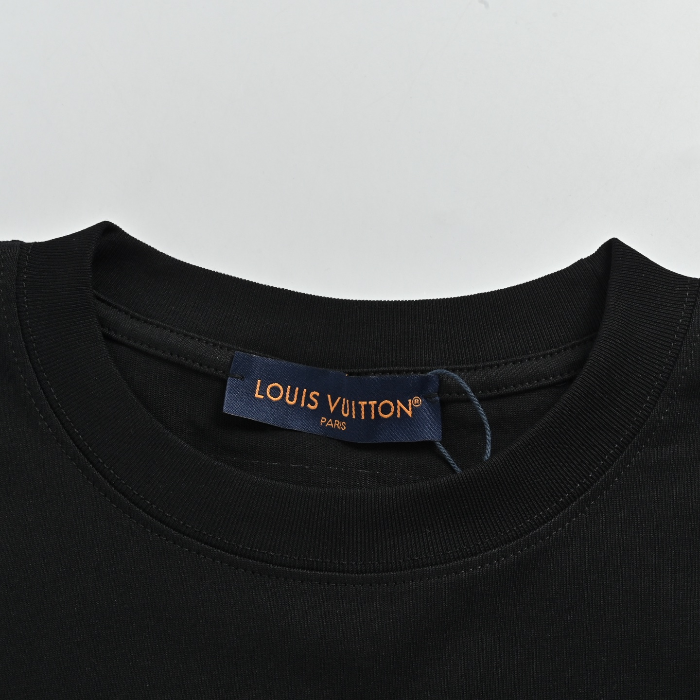 Louis Vuitton路易威登前后硅胶logo印花短袖-Chinese UA Cheap High Quatity Brand Clothes Bags handbags Sneakers wholesale wholesaler seller from China Factory suppliers Fashion Clothing Shoes best Quality Beautiful Price Louis Vuitton路易威登前后硅胶logo印花短袖