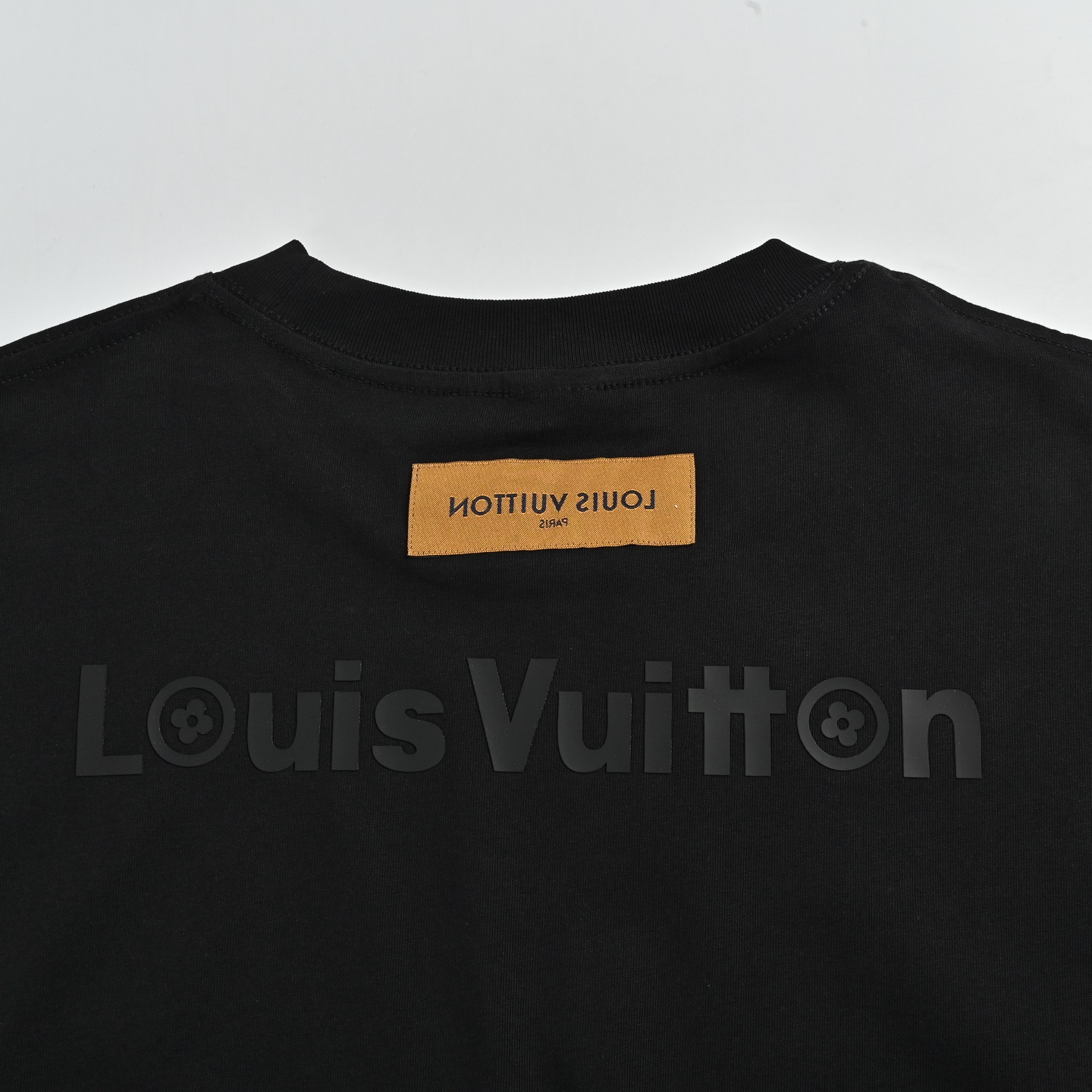 Louis Vuitton路易威登前后硅胶logo印花短袖-Chinese UA Cheap High Quatity Brand Clothes Bags handbags Sneakers wholesale wholesaler seller from China Factory suppliers Fashion Clothing Shoes best Quality Beautiful Price Louis Vuitton路易威登前后硅胶logo印花短袖