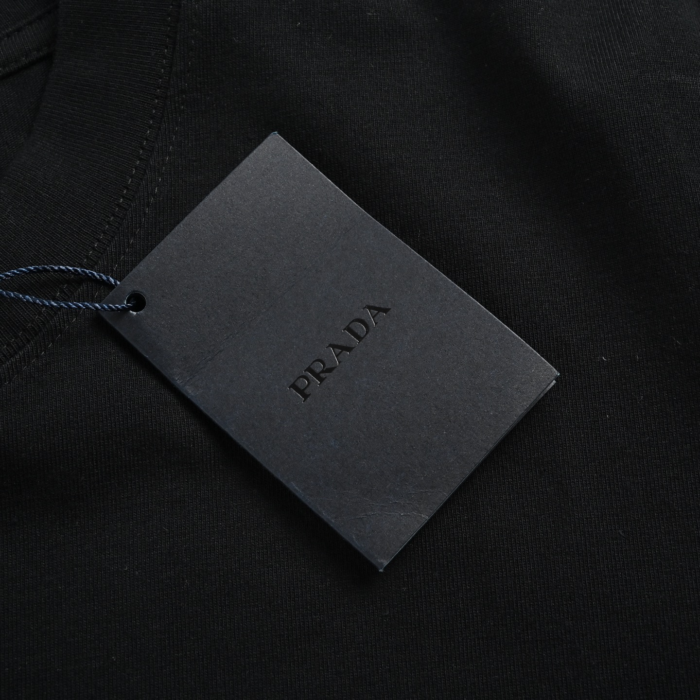 Prada普拉达 双色刺绣字母短袖 胸口小标字母印花圆领短袖-Top High Quatity Cheap Sneakers Fashion Clothing Clothes Bags handbags Shoes of all Brand wholesale With The best Quality And Beautiful Price from China Factory Chinese suppliers wholesaler seller Prada普拉达 双色刺绣字母短袖 胸口小标字母印花圆领短袖