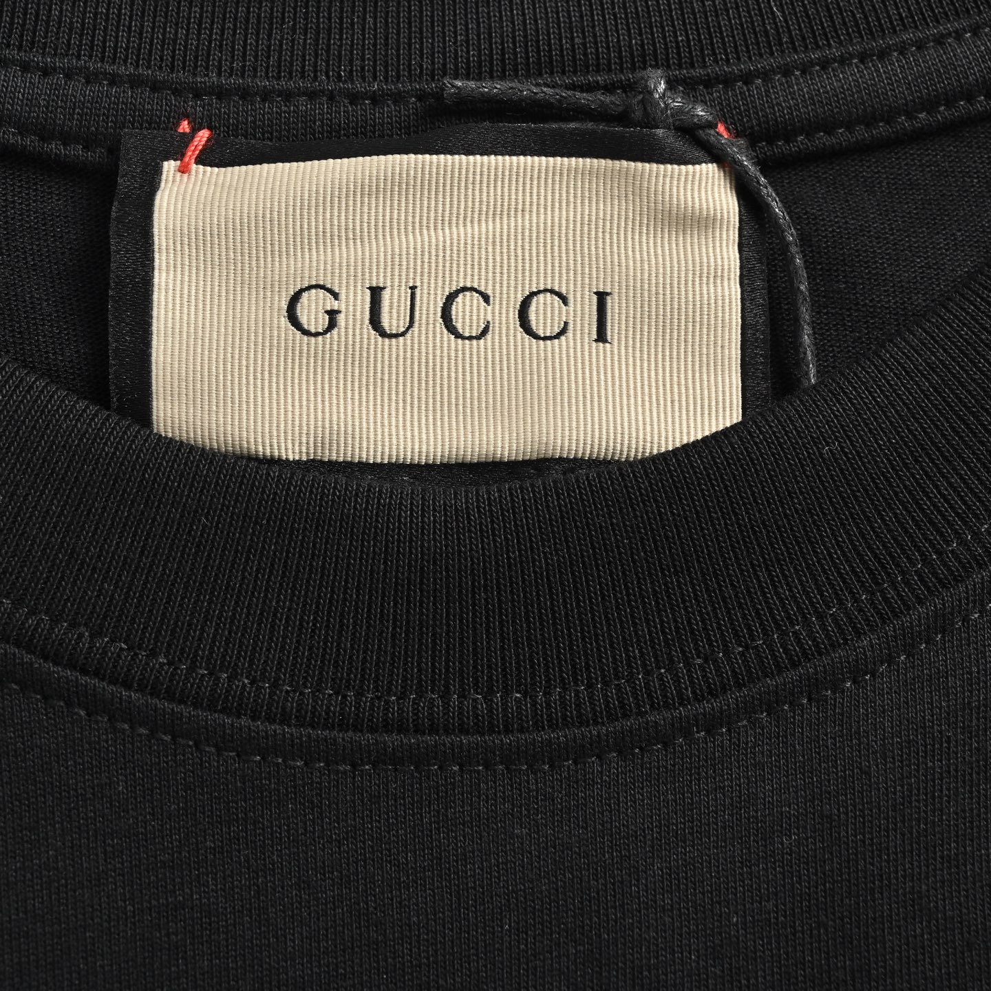 Gucci/古驰 23ss 渐变闪电字母印花短袖-Chinese UA Cheap High Quatity Brand Clothes Bags handbags Sneakers wholesale wholesaler seller from China Factory suppliers Fashion Clothing Shoes best Quality Beautiful Price Gucci/古驰 23ss 渐变闪电字母印花短袖