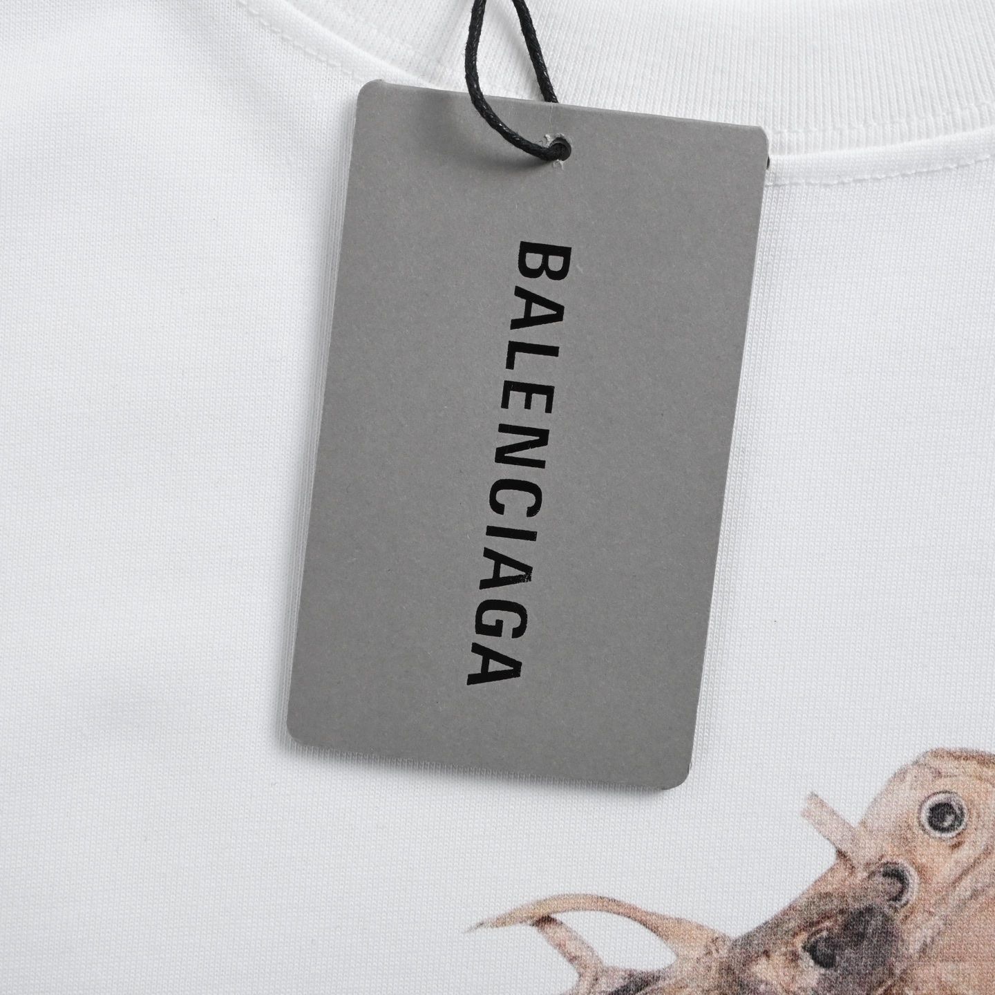 Balenciaga/巴黎世家 25ss 做旧鞋子新花短袖-Chinese UA Cheap High Quatity Brand Clothes Bags handbags Sneakers wholesale wholesaler seller from China Factory suppliers Fashion Clothing Shoes best Quality Beautiful Price Balenciaga/巴黎世家 25ss 做旧鞋子新花短袖