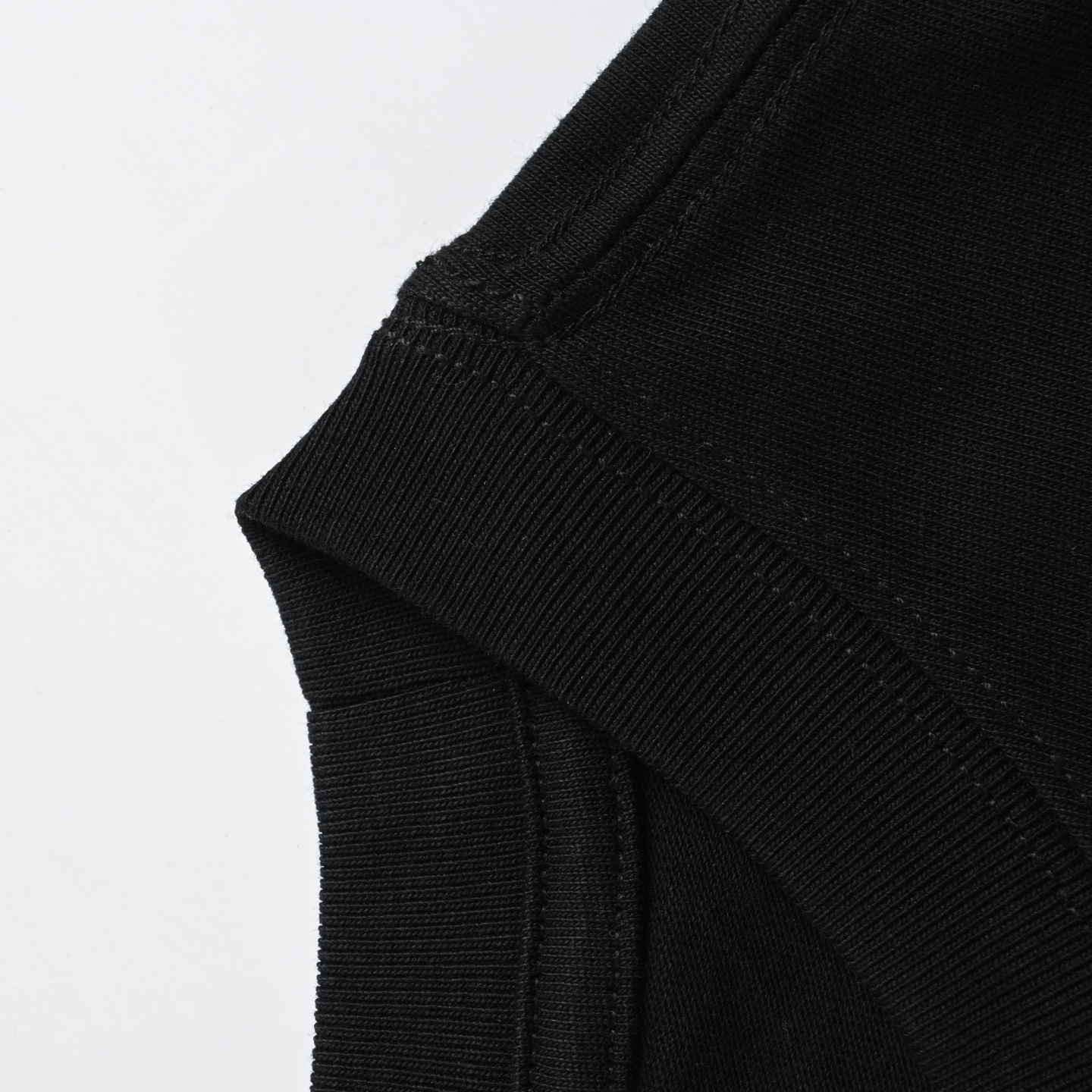 Balenciaga巴黎世家 个性logo字母印花短袖 粉色线条字母印花 Balenciaga巴黎世家 个性logo字母印花短袖 粉色线条字母印花