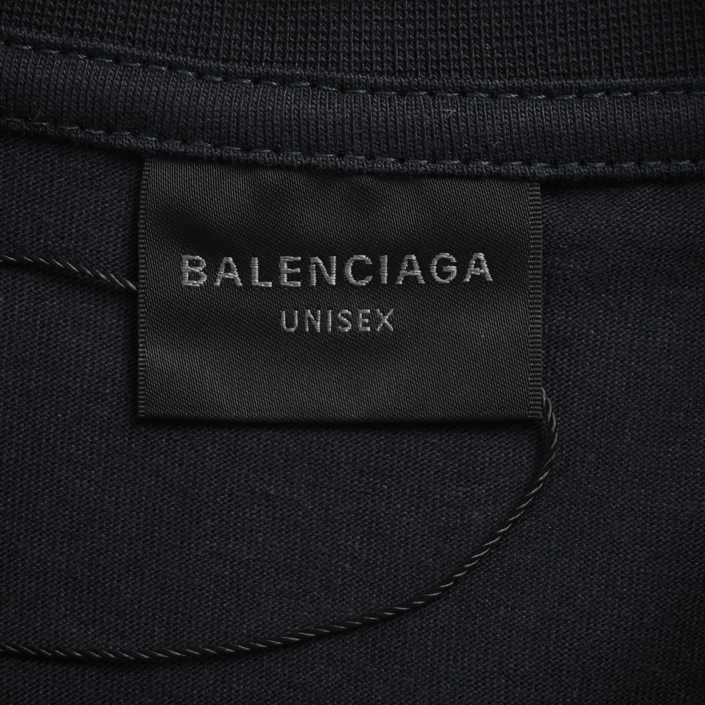 Balenciaga/巴黎世家 24ss 度假风后背字母印花短袖-Chinese UA Cheap High Quatity Brand Clothes Bags handbags Sneakers wholesale wholesaler seller from China Factory suppliers Fashion Clothing Shoes best Quality Beautiful Price Balenciaga/巴黎世家 24ss 度假风后背字母印花短袖