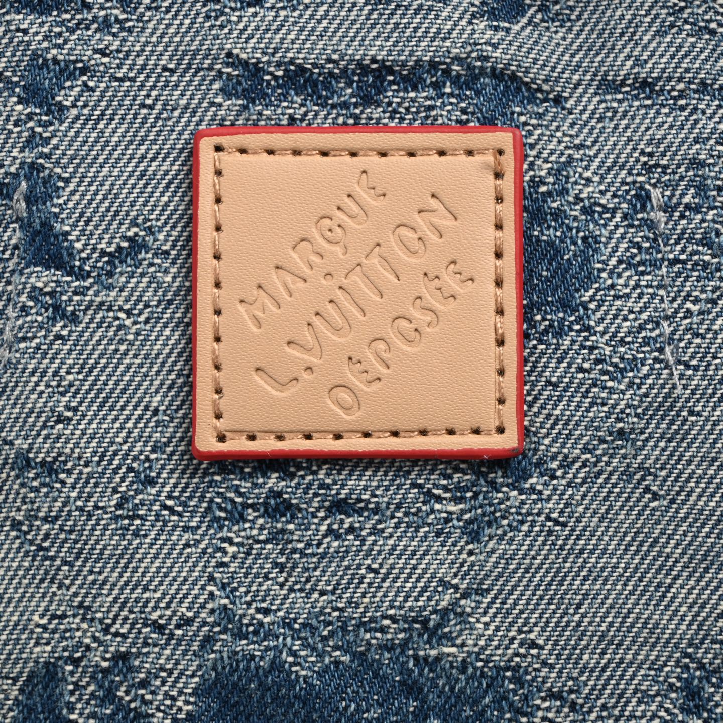 Louis Vuitton/路易威登 老花标识渐变牛仔短袖衬衫 Louis Vuitton/路易威登 老花标识渐变牛仔短袖衬衫