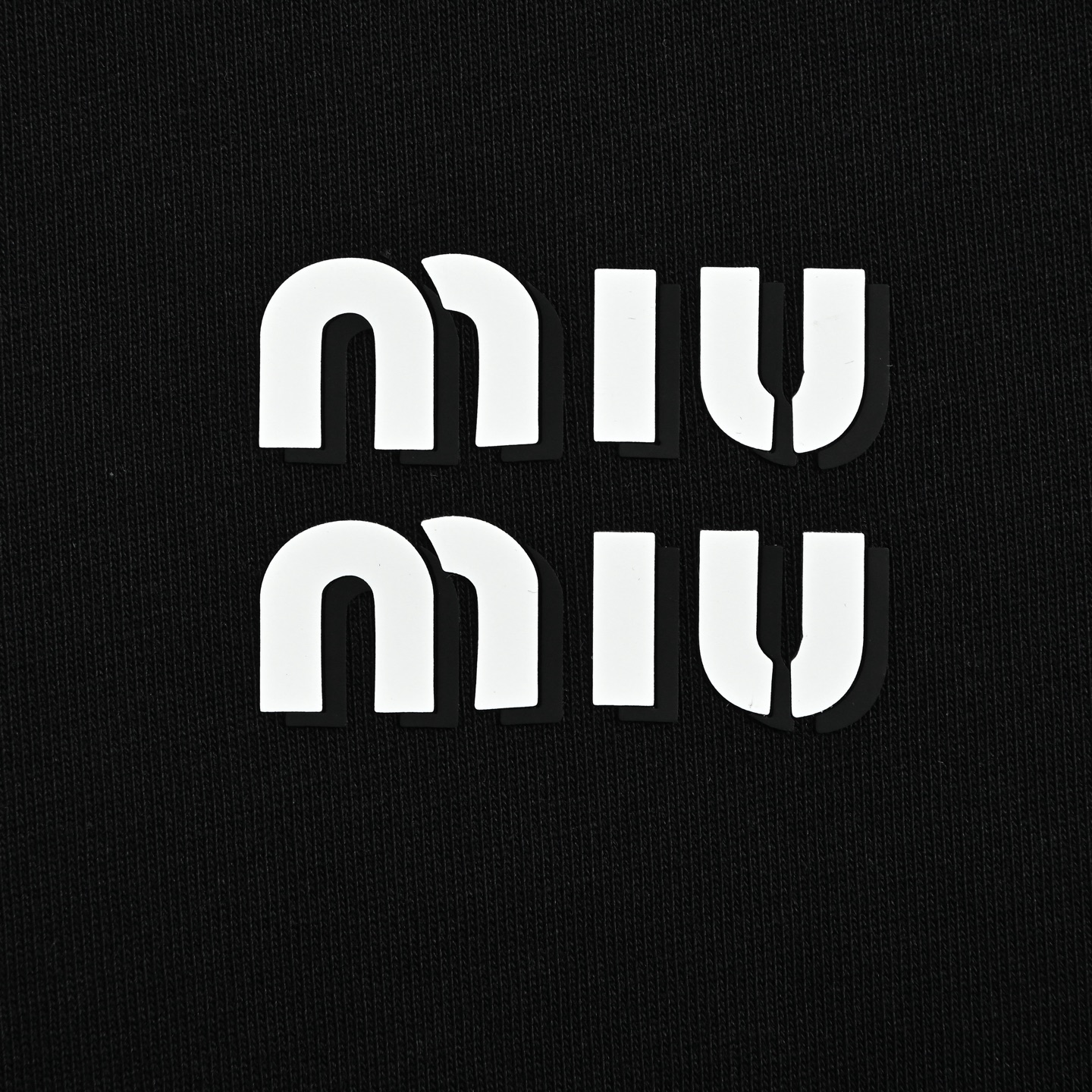 Miu Miu/缪缪 26ss经典硅胶字母印花短袖-Chinese UA Cheap High Quatity Brand Clothes Bags handbags Sneakers wholesale wholesaler seller from China Factory suppliers Fashion Clothing Shoes best Quality Beautiful Price Miu Miu/缪缪 26ss经典硅胶字母印花短袖
