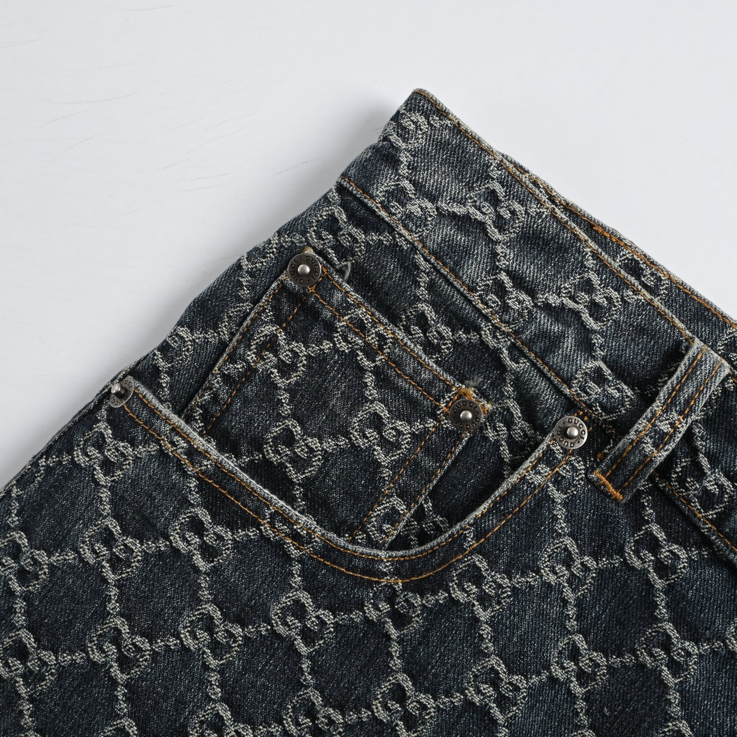 Louis Vuitton路易威登满印老花牛仔短裤-Top High Quatity Cheap Sneakers Fashion Clothing Clothes Bags handbags Shoes of all Brand wholesale With The best Quality And Beautiful Price from China Factory Chinese suppliers wholesaler seller Louis Vuitton路易威登满印老花牛仔短裤