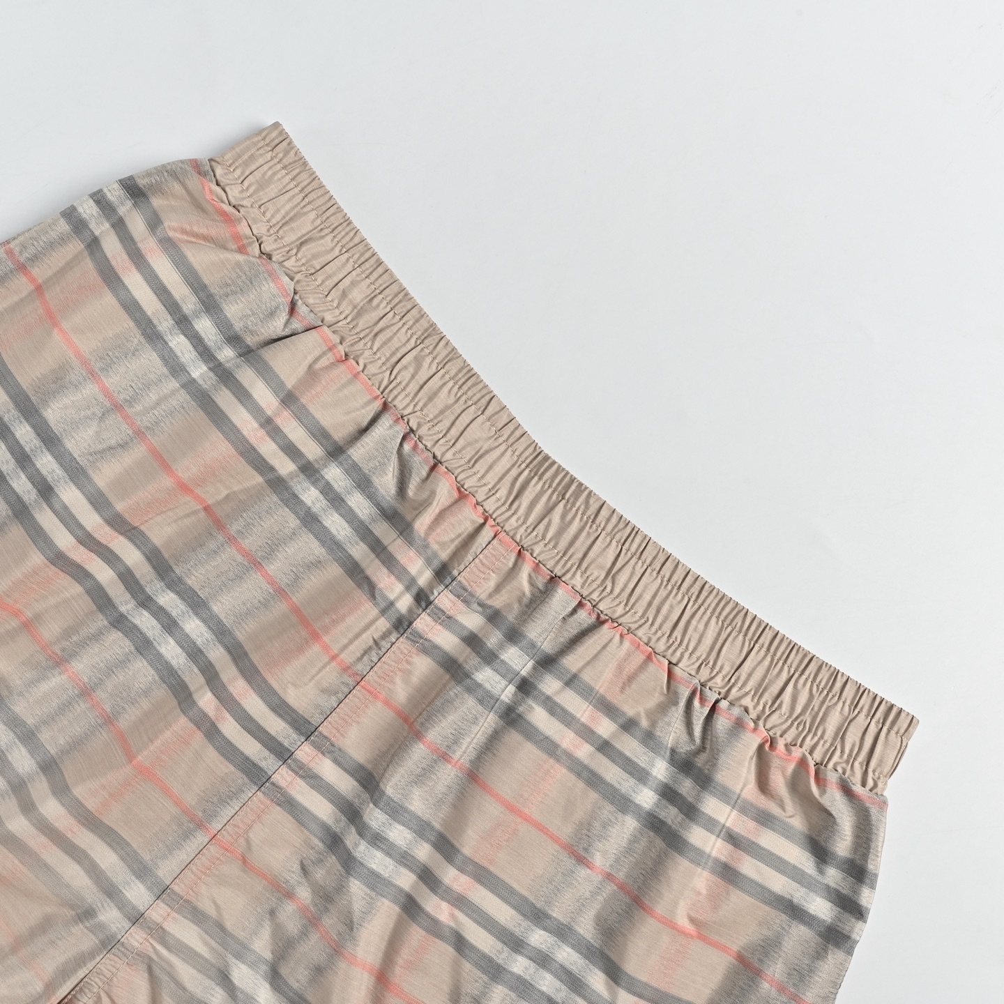 Burberry巴宝莉 渐变格纹沙滩短袖 Burberry经典格纹短裤