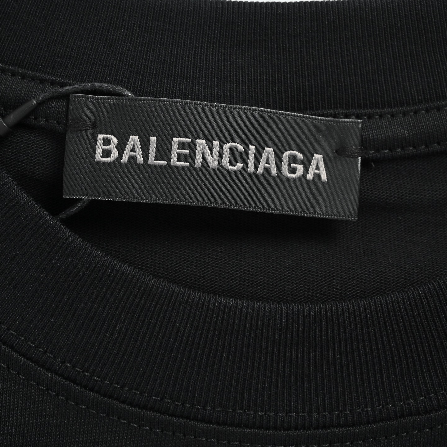 Balenciaga巴黎世家 铁塔印花做旧短袖-Chinese UA Cheap High Quatity Brand Clothes Bags handbags Sneakers wholesale wholesaler seller from China Factory suppliers Fashion Clothing Shoes best Quality Beautiful Price Balenciaga巴黎世家 铁塔印花做旧短袖