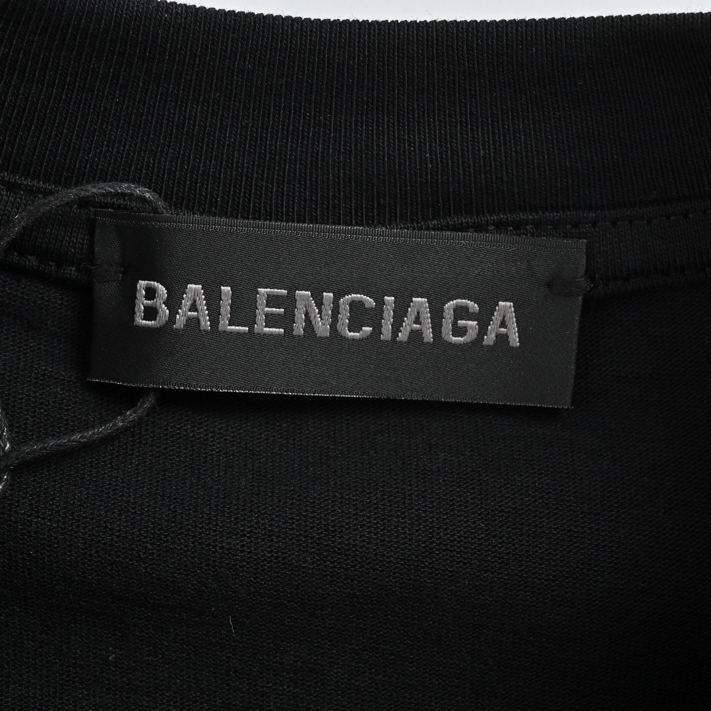 Balenciaga巴黎世家粉色溶解字母印绣短袖
