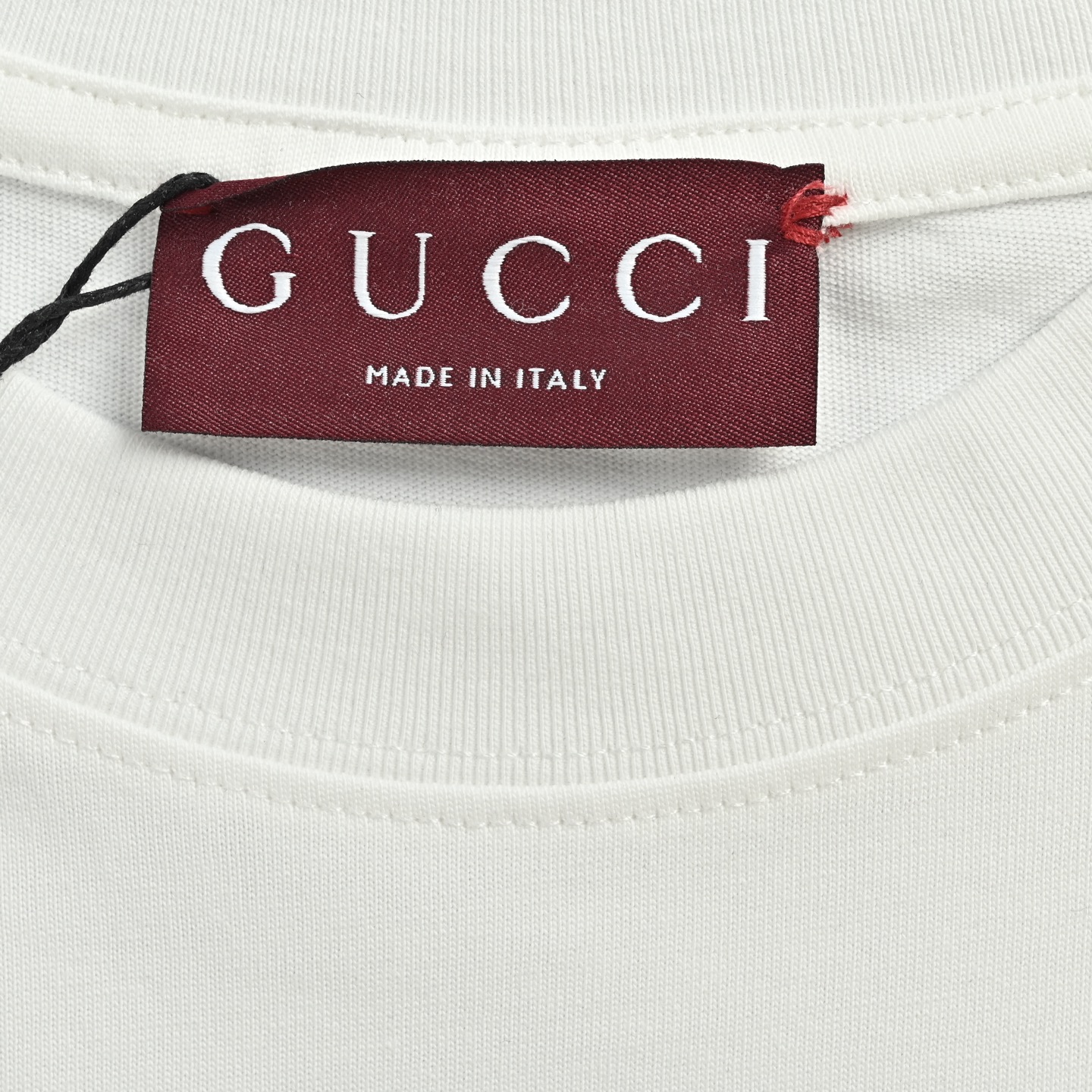 Gucci/古驰 经典腰带印花短袖-莆田鞋,莆田鞋货源,高仿鞋,高仿鞋货源,安福档口,莆田高仿鞋,莆田鞋批发,高仿鞋批发,莆田高仿运动鞋,高仿运动鞋,莆田运动鞋 Gucci/古驰 经典腰带印花短袖