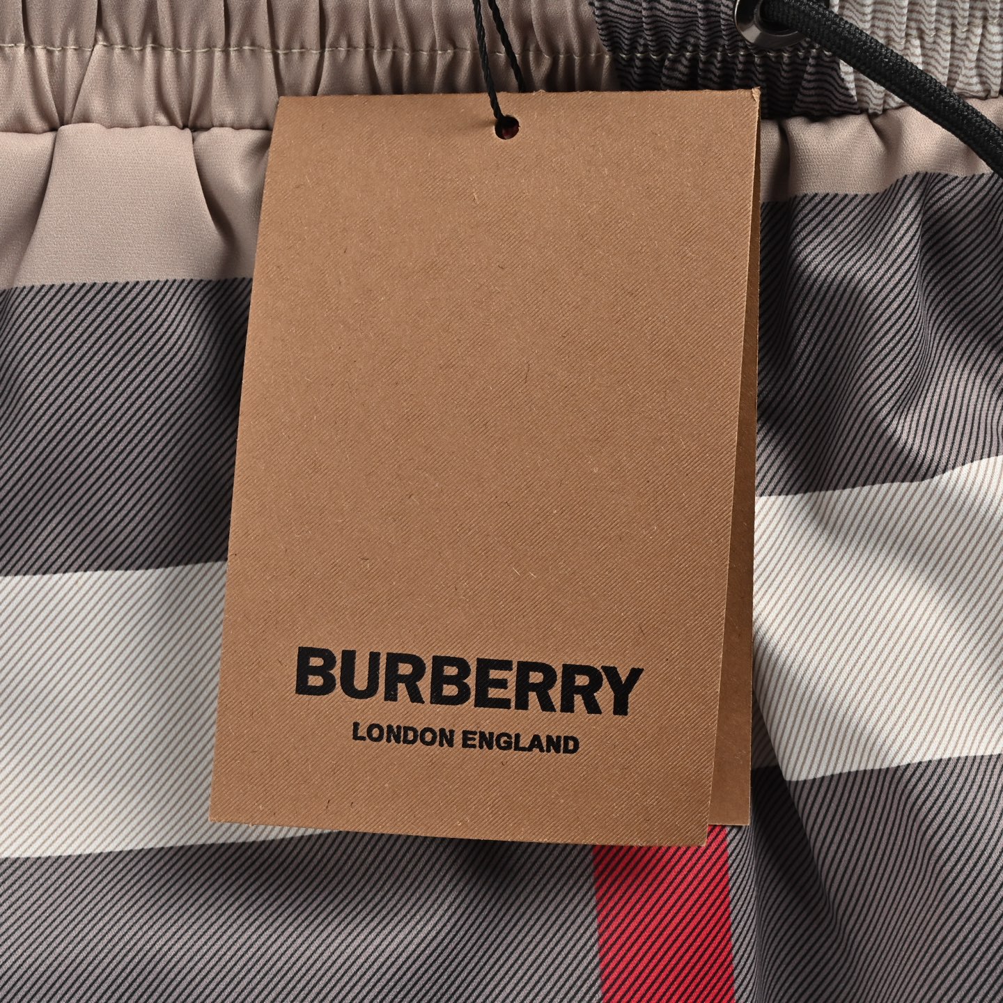 Burberry/巴宝莉 经典条纹格子沙滩短裤 卡其格 宝蓝格-Chinese UA Cheap High Quatity Brand Clothes Bags handbags Sneakers wholesale wholesaler seller from China Factory suppliers Fashion Clothing Shoes best Quality Beautiful Price Burberry/巴宝莉 经典条纹格子沙滩短裤 卡其格 宝蓝格