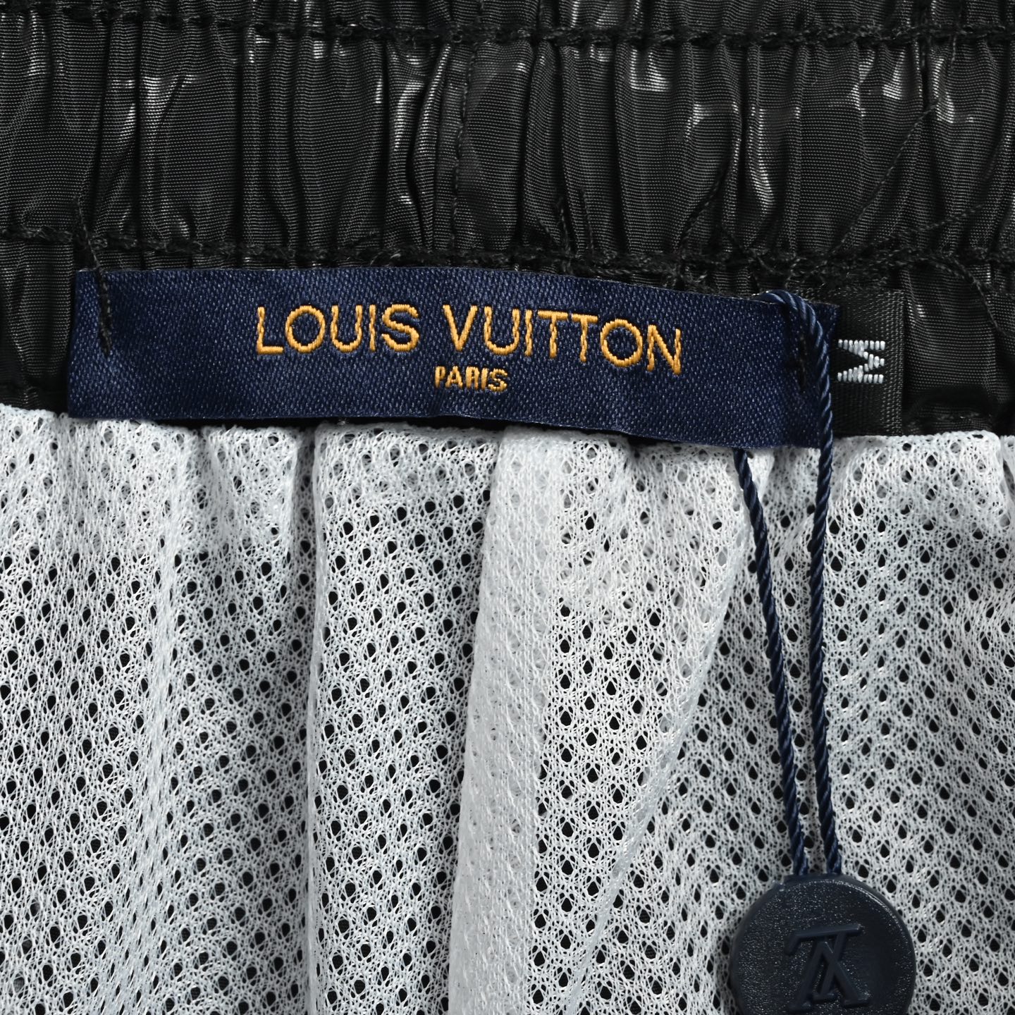 Louis Vuitton路易威登满印logo沙滩短裤 新款提花沙滩短裤 藏青 黑色-Top High Quatity Cheap Sneakers Fashion Clothing Clothes Bags handbags Shoes of all Brand wholesale With The best Quality And Beautiful Price from China Factory Chinese suppliers wholesaler seller Louis Vuitton路易威登满印logo沙滩短裤 新款提花沙滩短裤 藏青 黑色