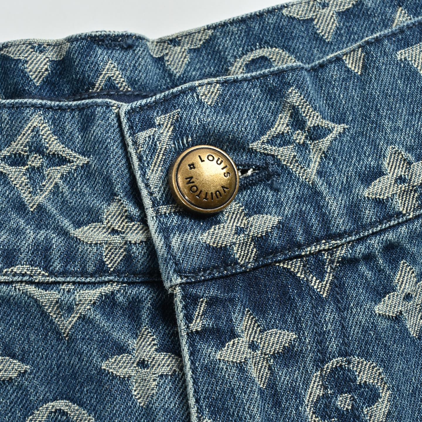 Louis Vuitton/路易威登 满印老花牛仔短裤