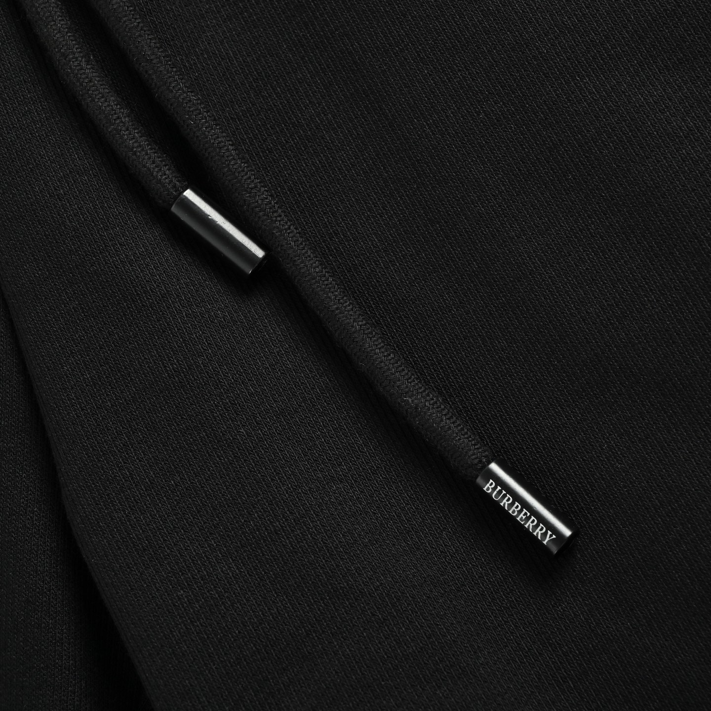 Burberry/巴宝莉 24FW 经典压胶LOGO短裤 B字压胶 黑
