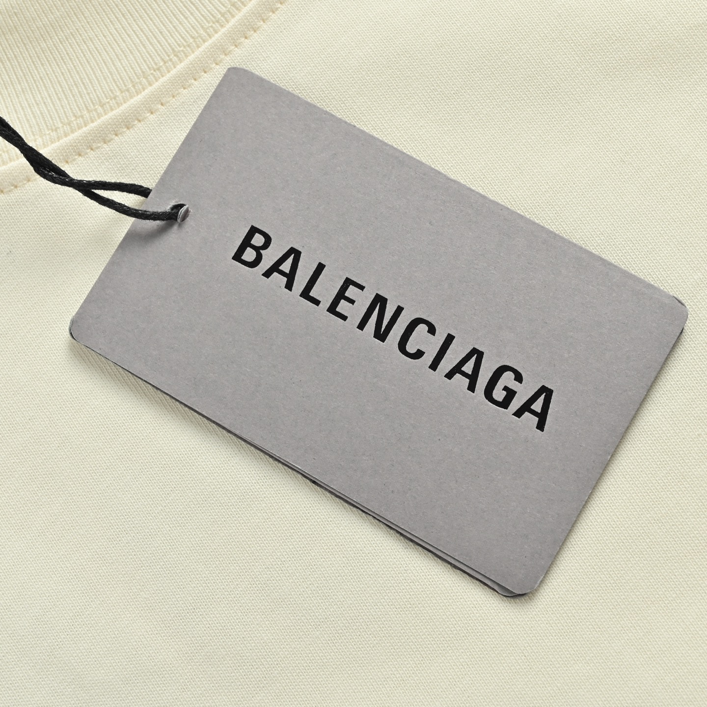Balenciaga/巴黎世家 22ss 前后字母印花短袖-莆田鞋,莆田鞋货源,高仿鞋,高仿鞋货源,安福档口,莆田高仿鞋,莆田鞋批发,高仿鞋批发,莆田高仿运动鞋,高仿运动鞋,莆田运动鞋 Balenciaga/巴黎世家 22ss 前后字母印花短袖