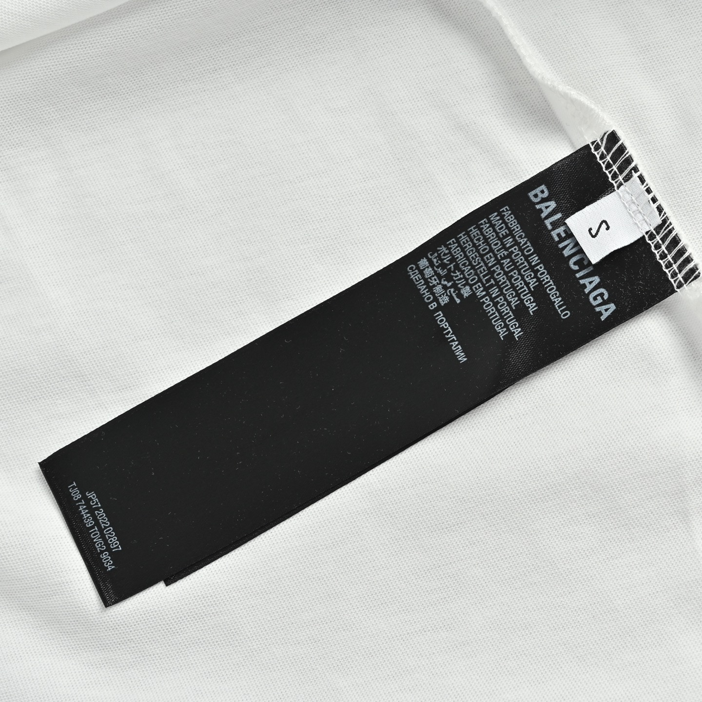 Balenciaga/巴黎世家 22ss 前后字母刺绣短袖-Chinese UA Cheap High Quatity Brand Clothes Bags handbags Sneakers wholesale wholesaler seller from China Factory suppliers Fashion Clothing Shoes best Quality Beautiful Price Balenciaga/巴黎世家 22ss 前后字母刺绣短袖