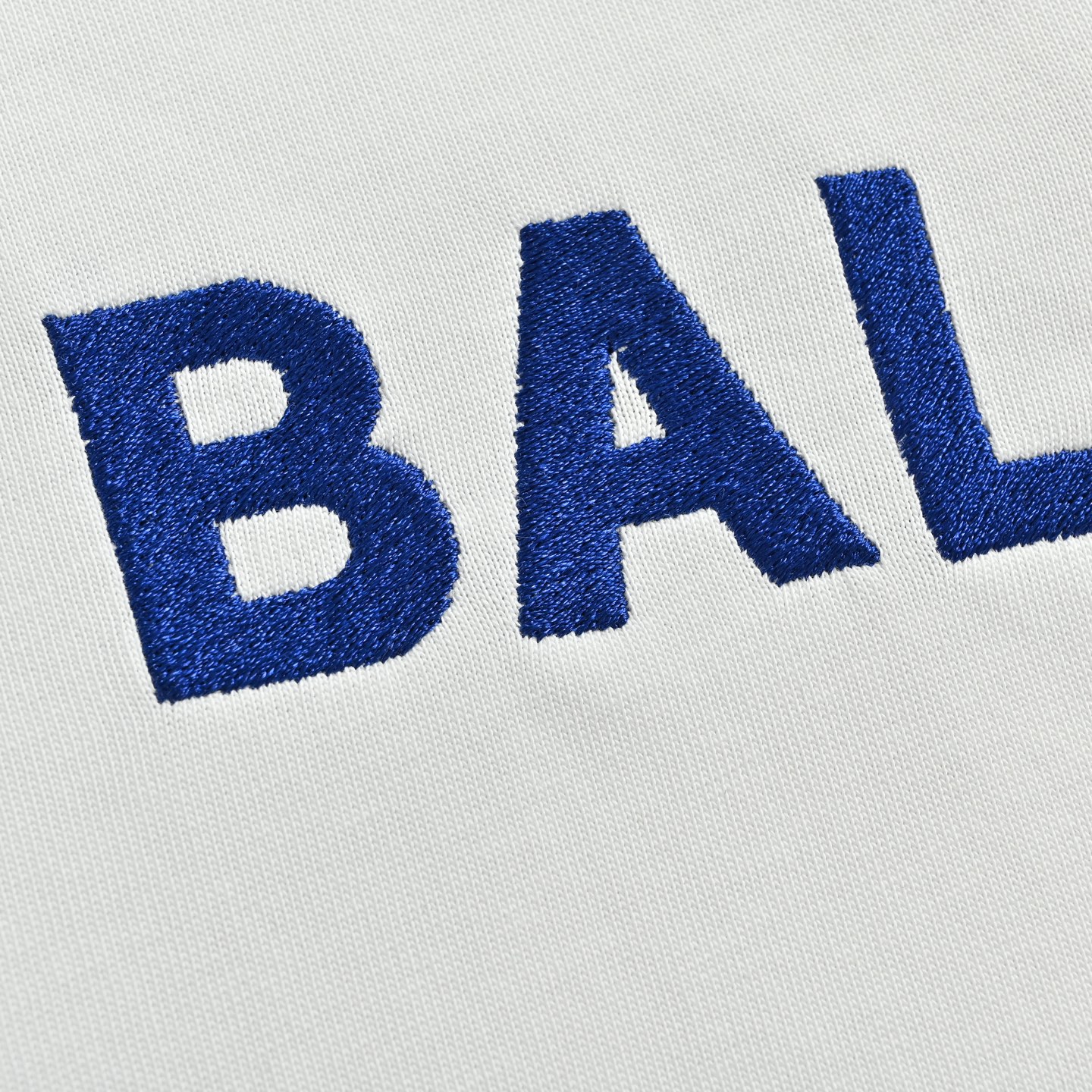 Balenciaga/巴黎世家 22ss 前后字母刺绣短袖-Chinese UA Cheap High Quatity Brand Clothes Bags handbags Sneakers wholesale wholesaler seller from China Factory suppliers Fashion Clothing Shoes best Quality Beautiful Price Balenciaga/巴黎世家 22ss 前后字母刺绣短袖