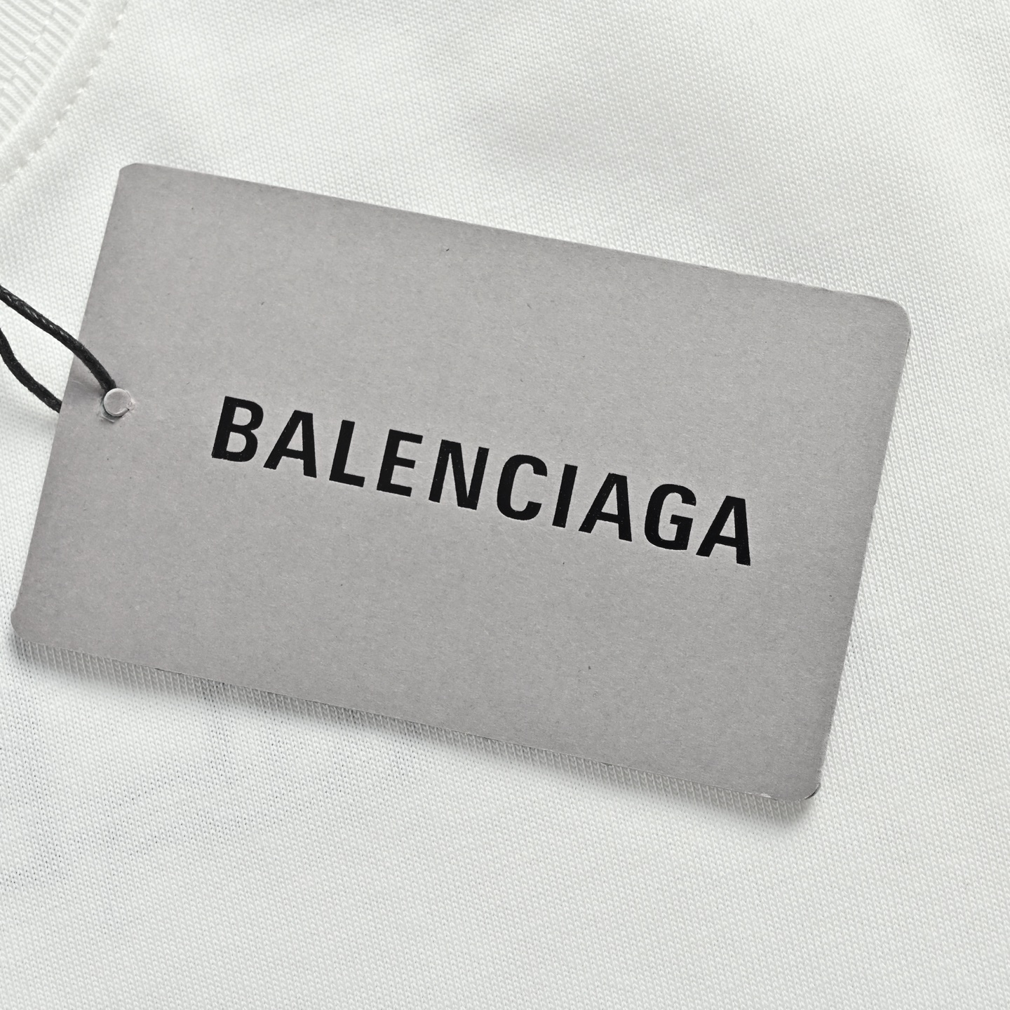 Balenciaga/巴黎世家 22ss 前后字母刺绣短袖-Chinese UA Cheap High Quatity Brand Clothes Bags handbags Sneakers wholesale wholesaler seller from China Factory suppliers Fashion Clothing Shoes best Quality Beautiful Price Balenciaga/巴黎世家 22ss 前后字母刺绣短袖