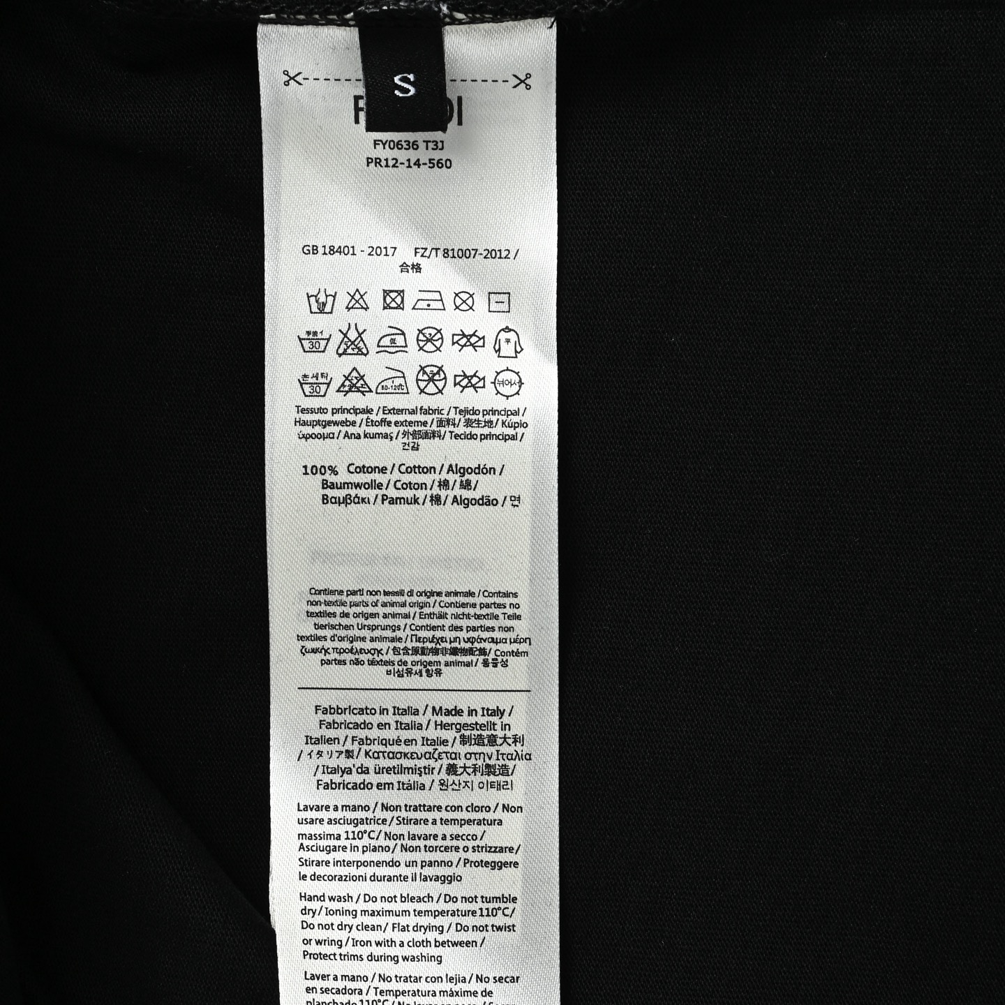Fendi/芬迪 26ss 蓝字母刺绣短袖 黑色/白色-莆田鞋,莆田鞋货源,高仿鞋,高仿鞋货源,安福档口,莆田高仿鞋,莆田鞋批发,高仿鞋批发,莆田高仿运动鞋,高仿运动鞋,莆田运动鞋 Fendi/芬迪 26ss 蓝字母刺绣短袖 黑色/白色