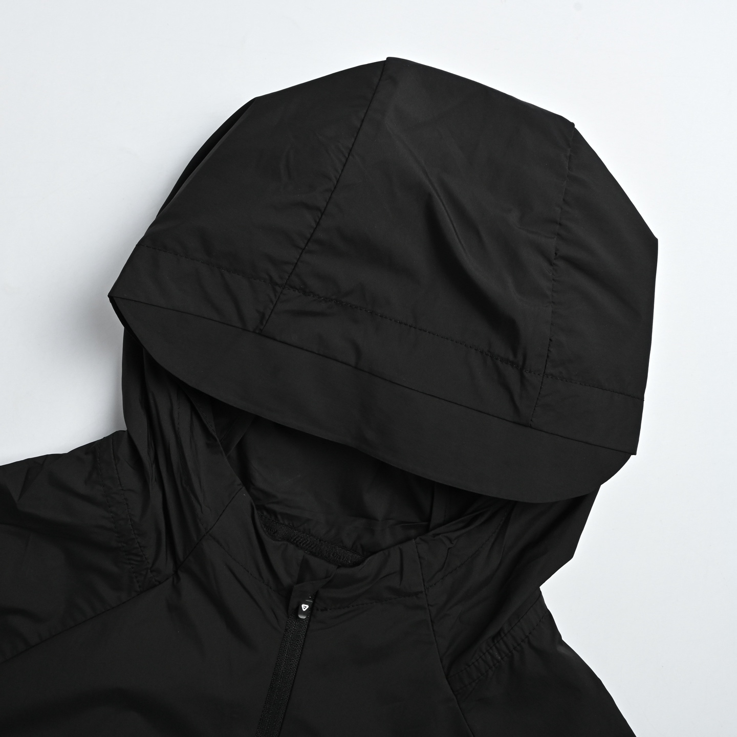 On昂跑Core Jacket跑步防晒速干外套夹克